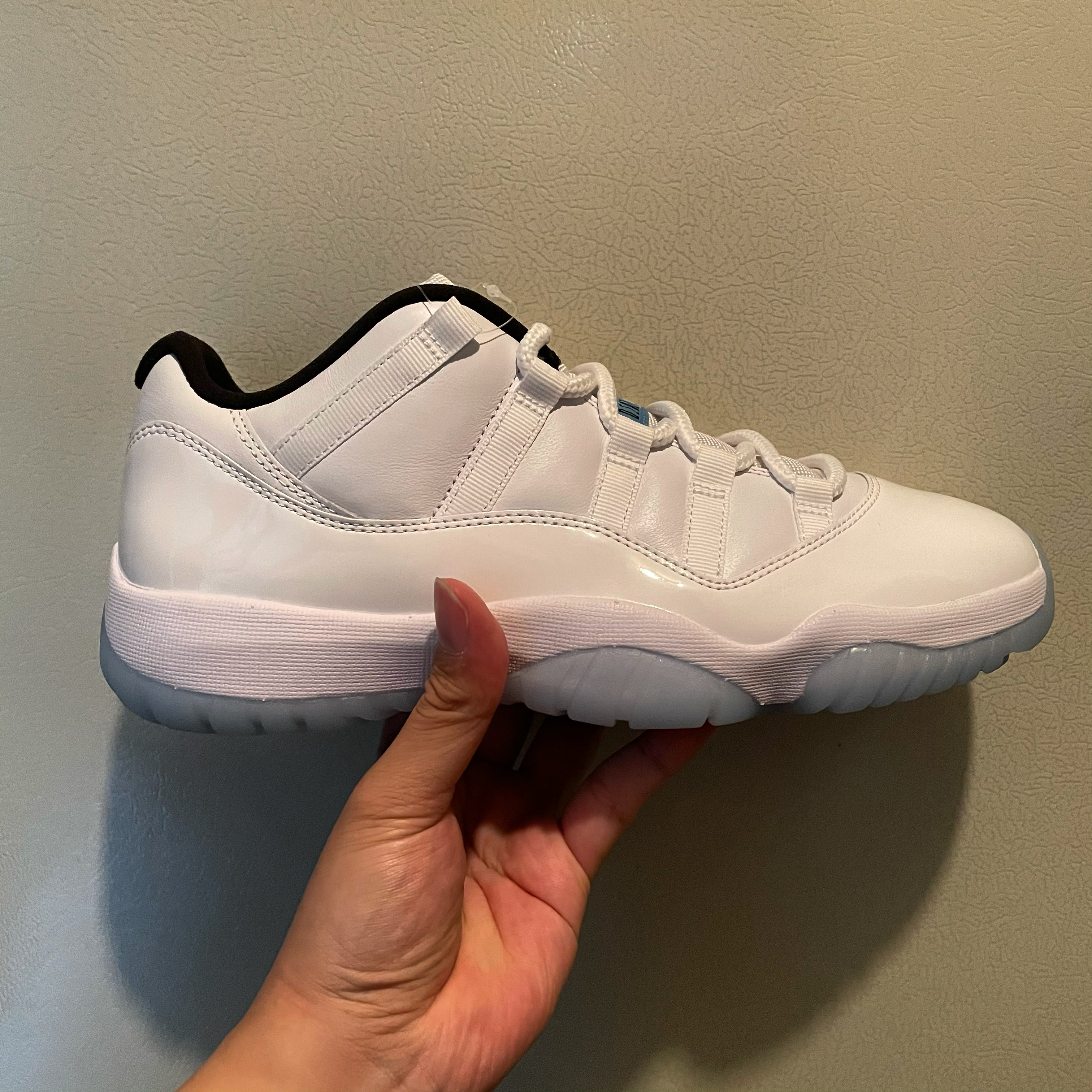 Jordan 11 Retro Low Legend Blue 착용 스타일