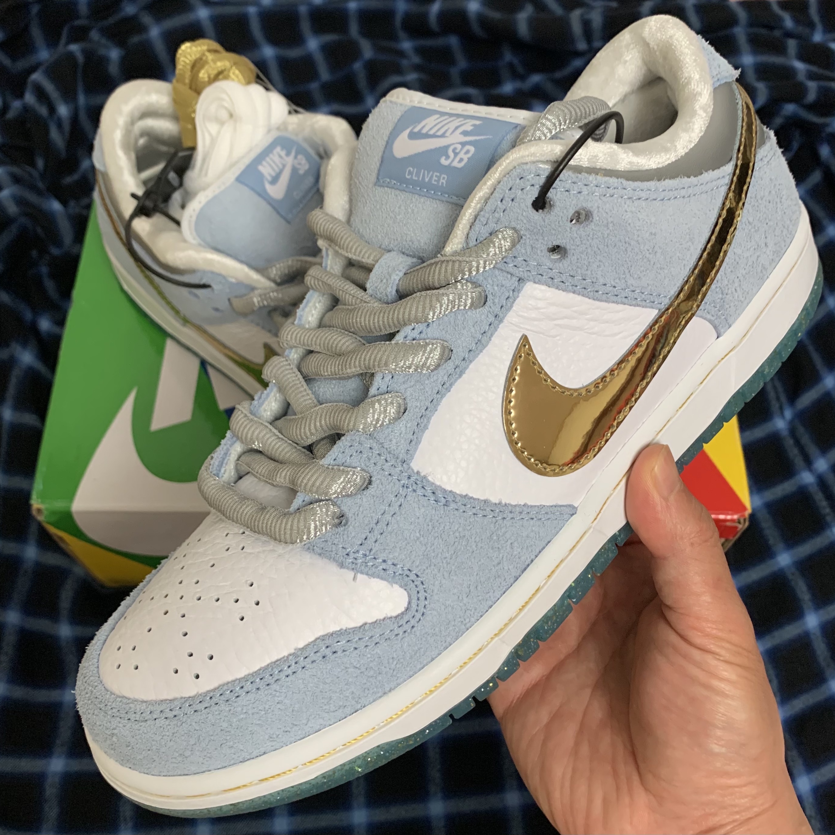 Nike x Sean Cliver SB Dunk Low Holiday Special 착용 스타일