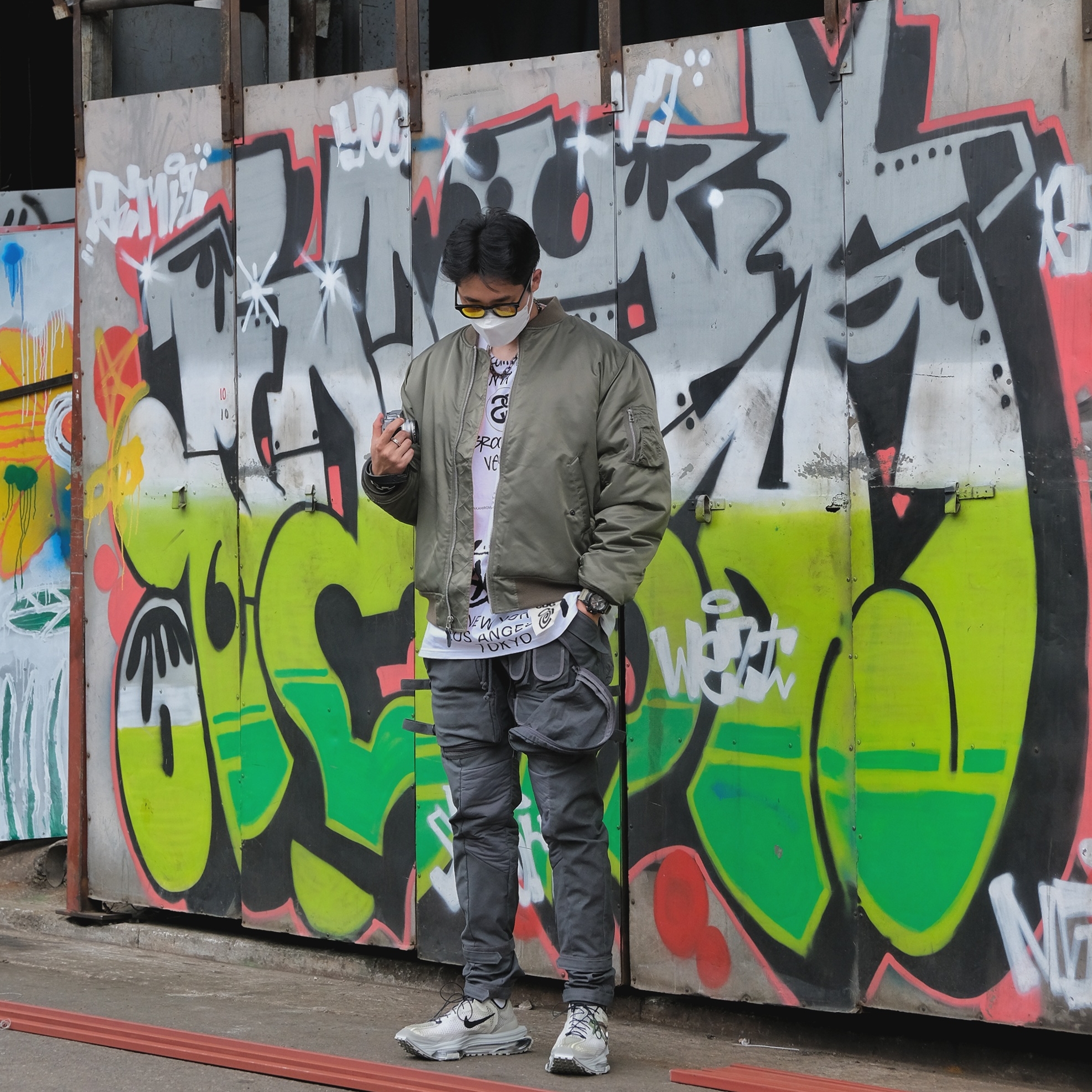 Stussy x Takahiromiyashita The Soloist 40 WT T-Shirt, Stussy x CDG MA-1 Jacket Olive 착용 스타일