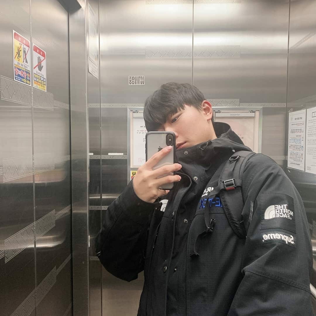 Supreme x The North Face Expedition Jacket Black - 18FW 착용 스타일