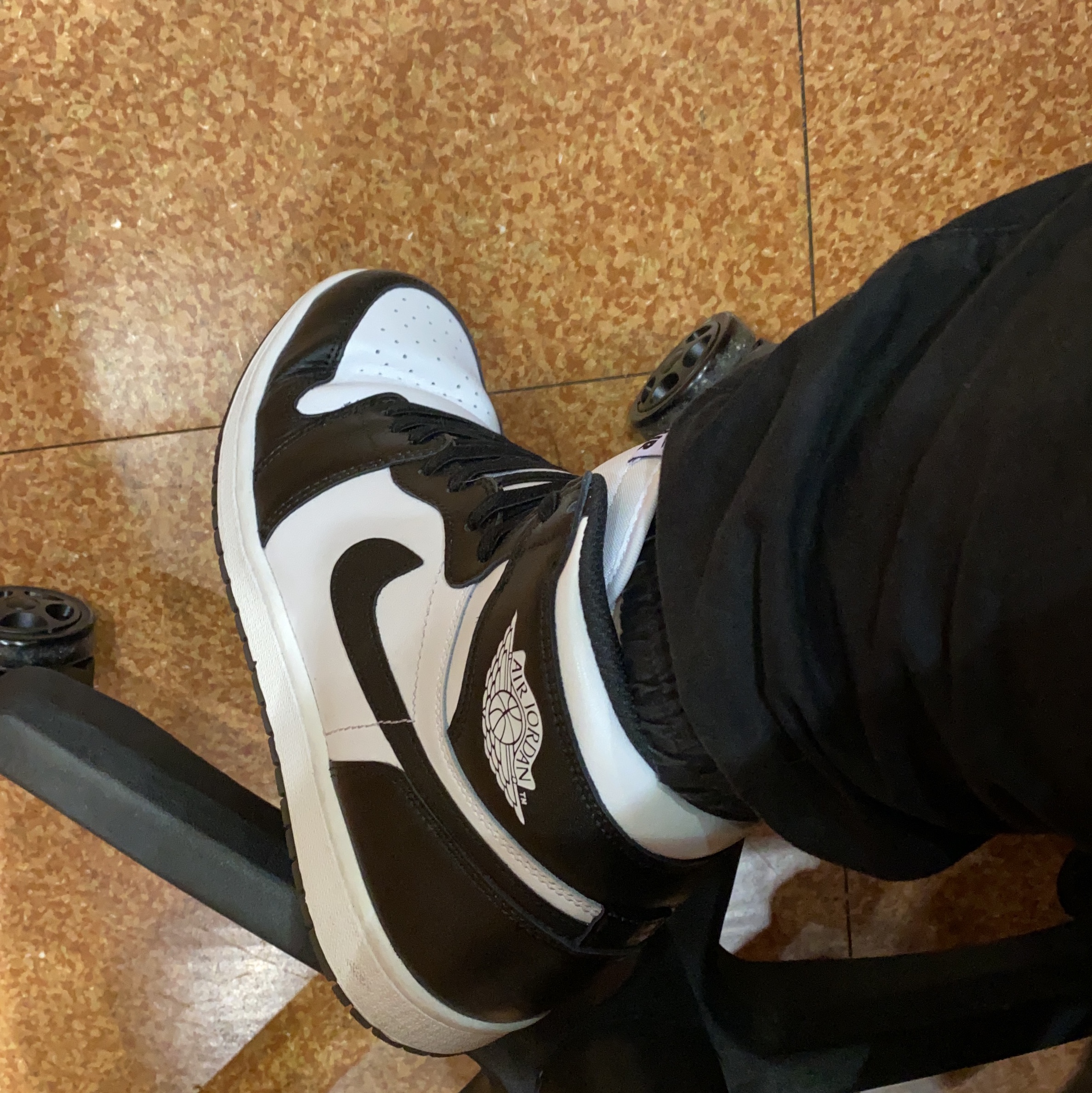 Jordan 1 Retro High OG Black White 2014 착용 스타일
