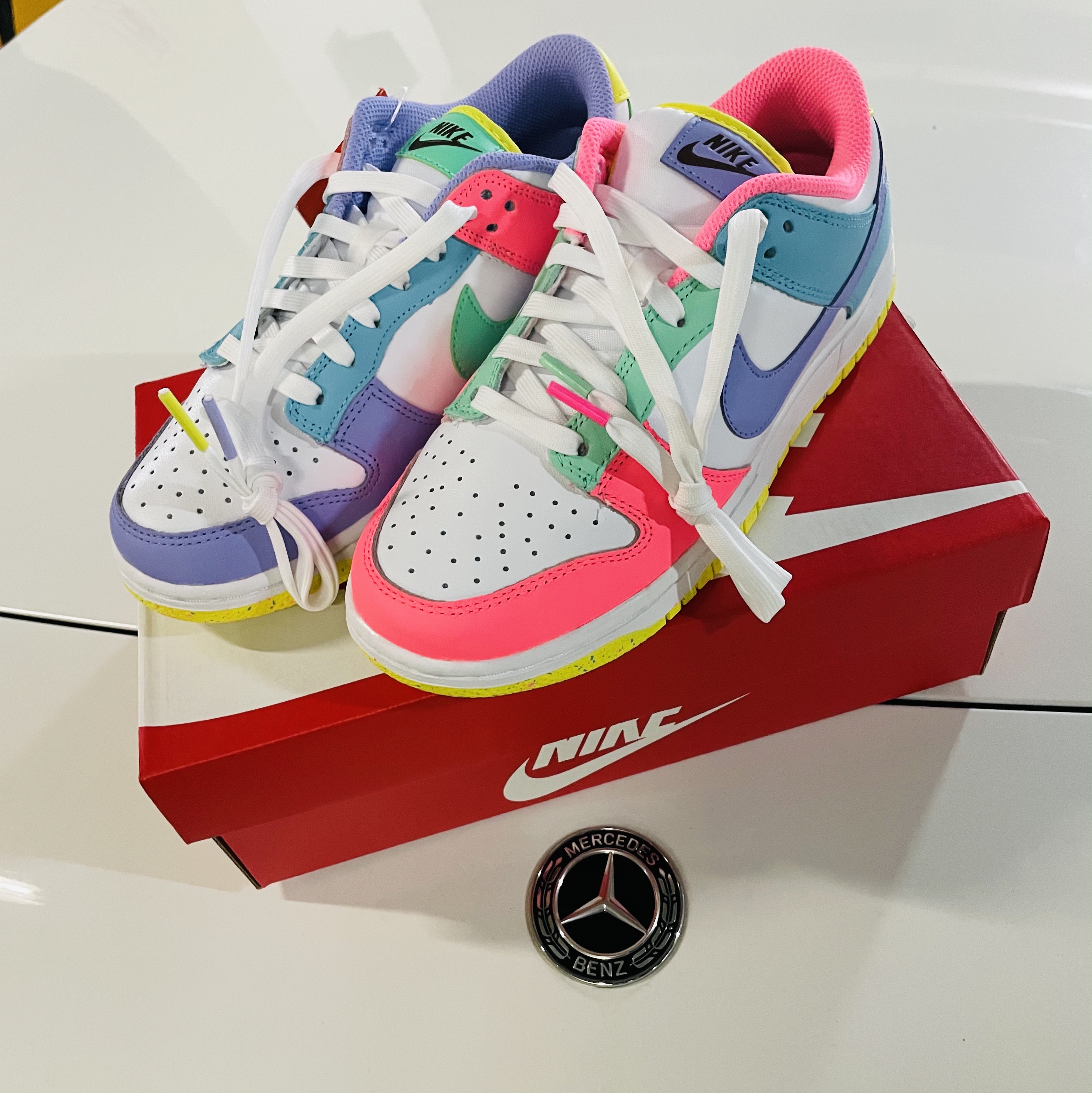(W) Nike Dunk Low SE Candy 착용 스타일 - 1