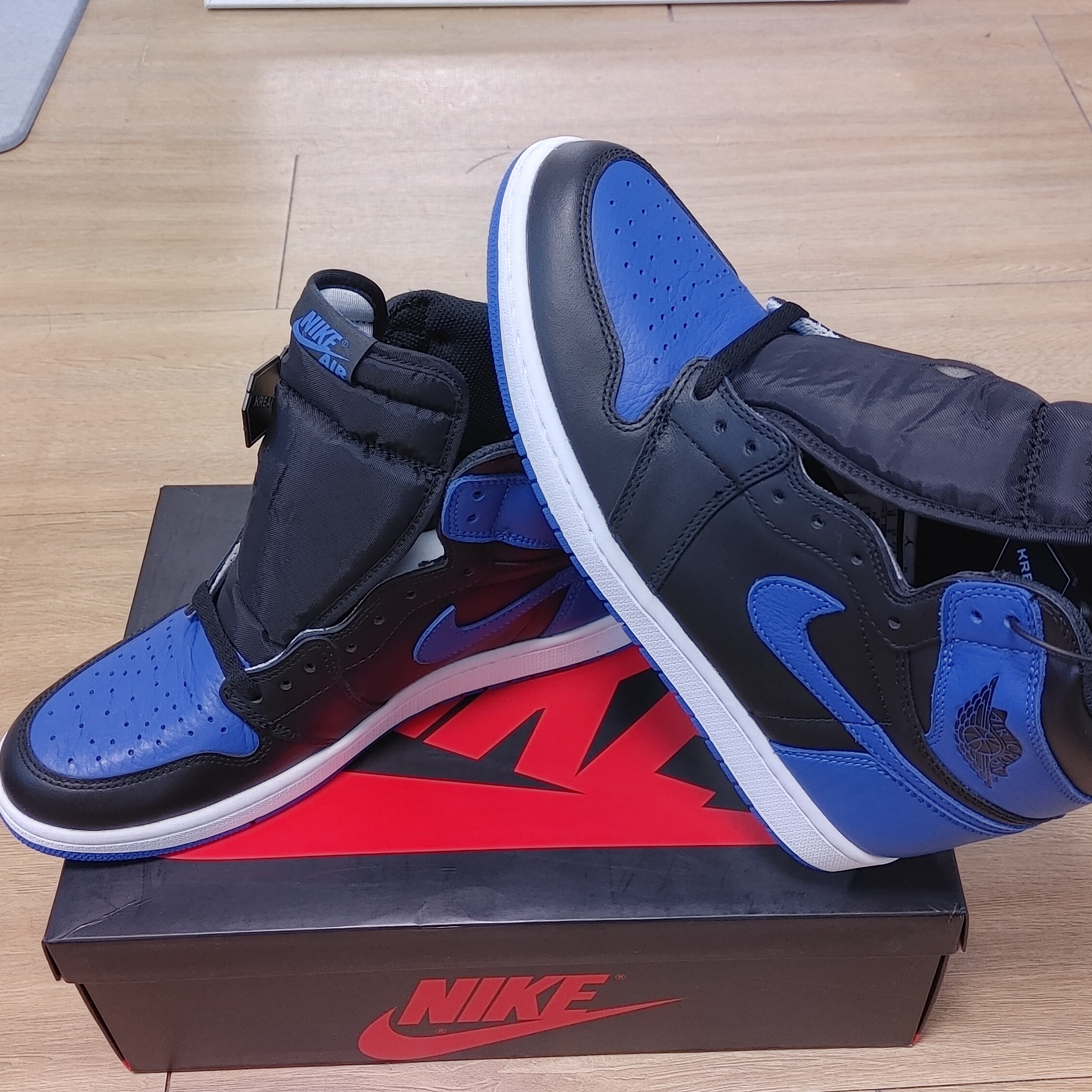 Jordan 1 Retro Royal 2017 착용 스타일 - 5