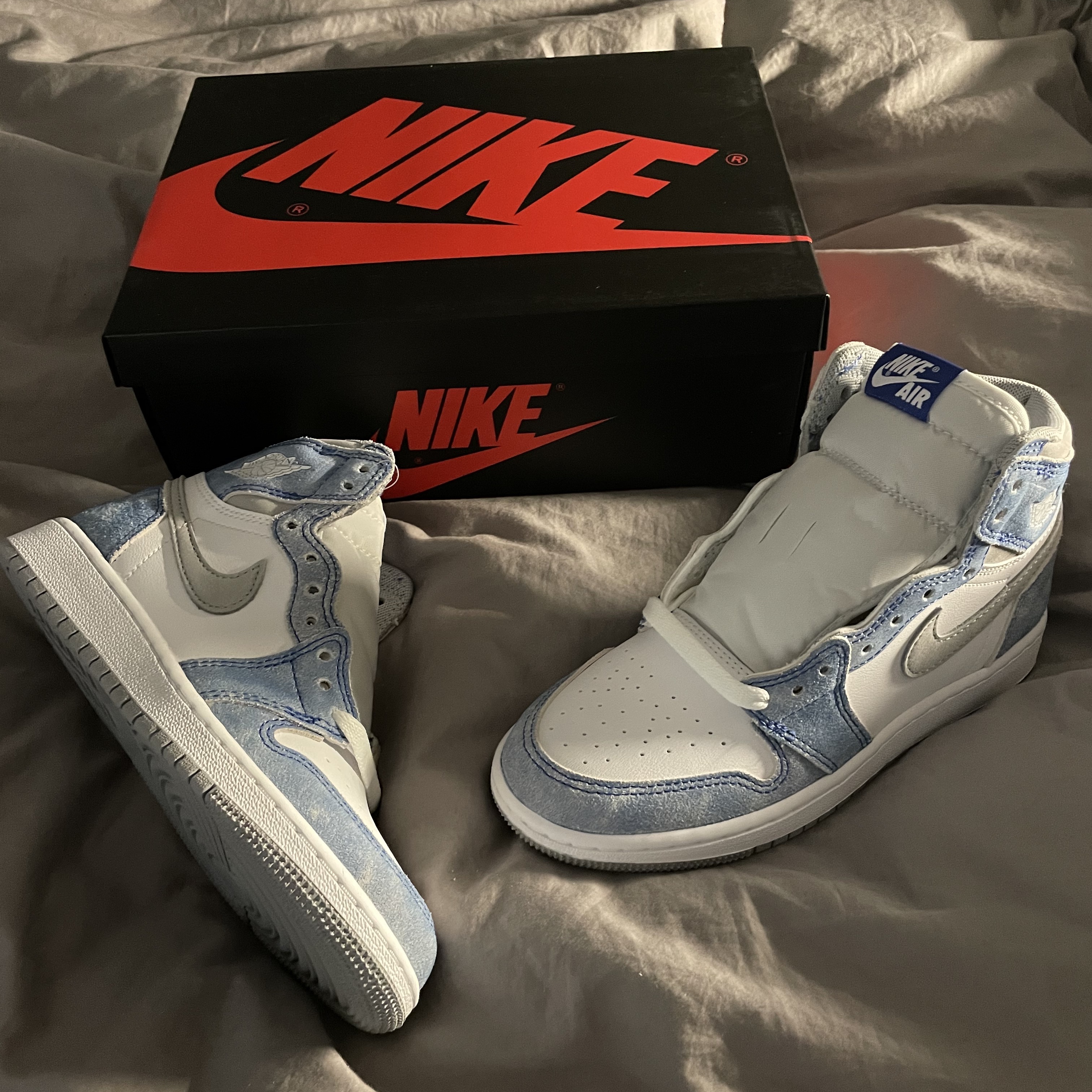 (GS) Jordan 1 Retro High OG Hyper Royal 착용 스타일