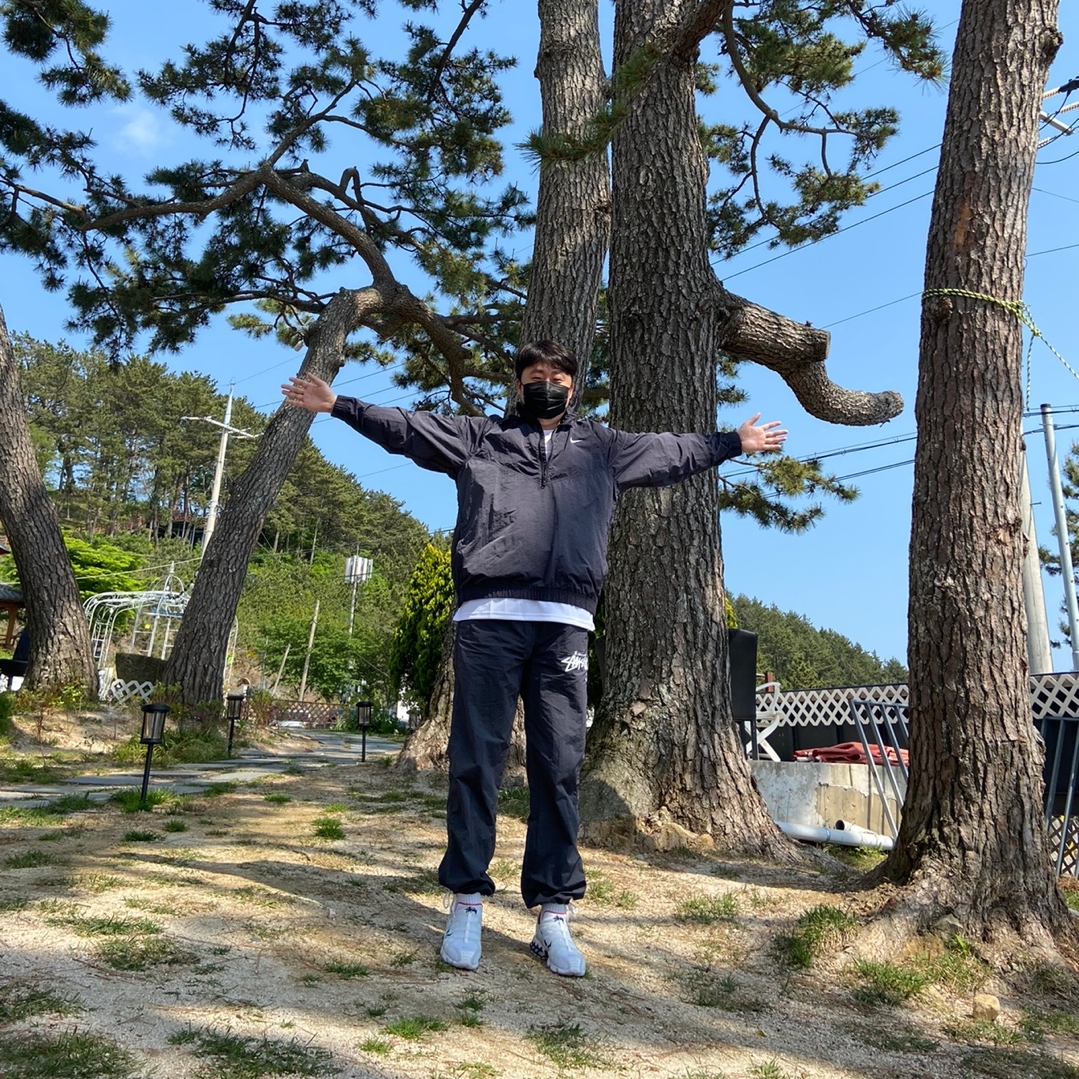 Nike x Stussy Windrunner Jacket Off Noir, Nike x Stussy Beach Pants Off Noir 착용 스타일 - 3