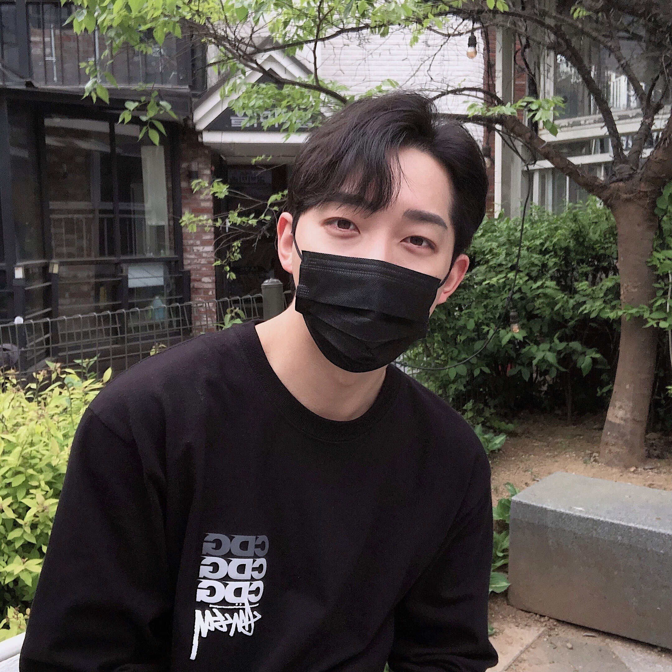 Stussy x CDG Dot LS T-Shirt Black 착용 스타일