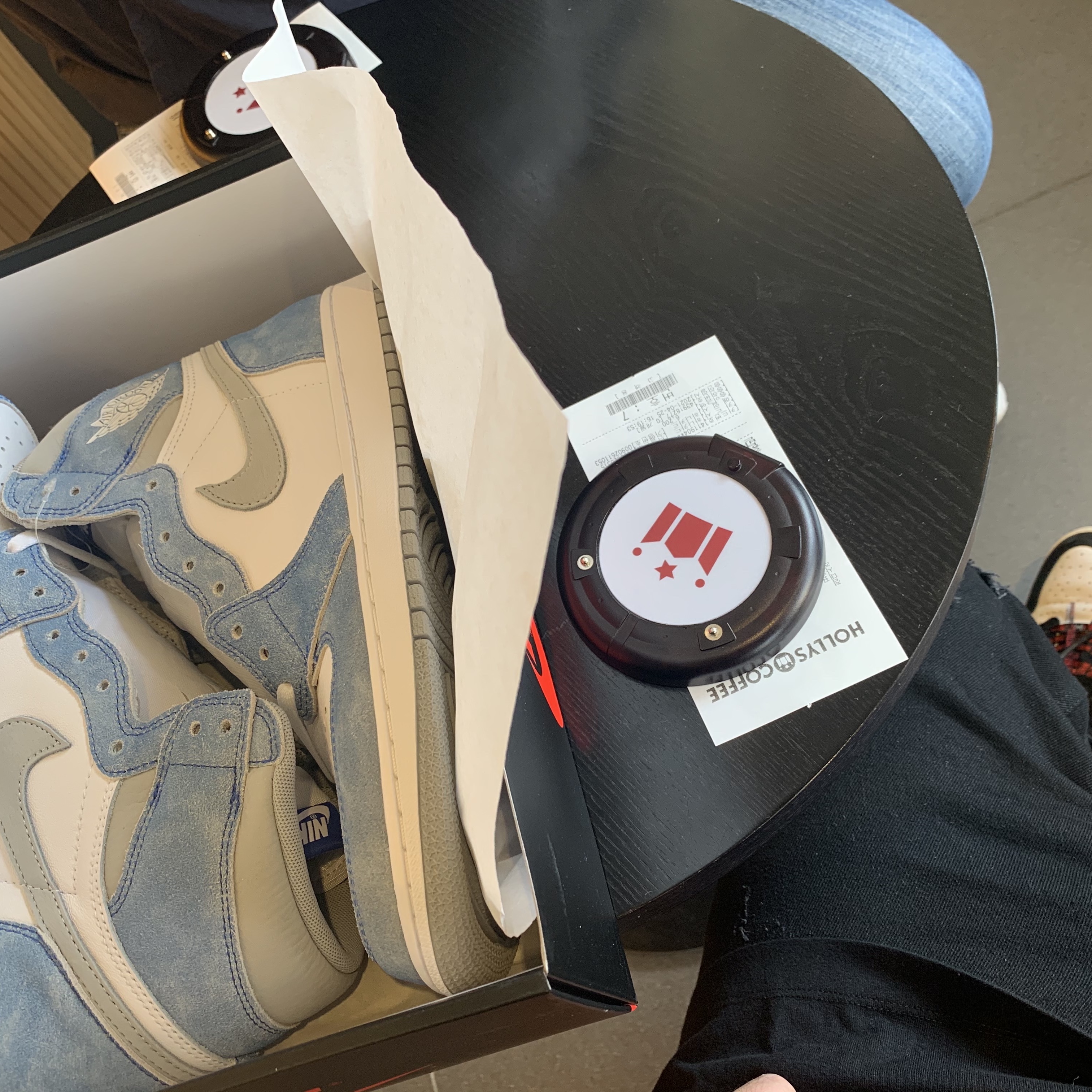 Jordan 1 Retro High OG Hyper Royal, Jordan 1 Retro High OG Gym Red 착용 스타일 - 4