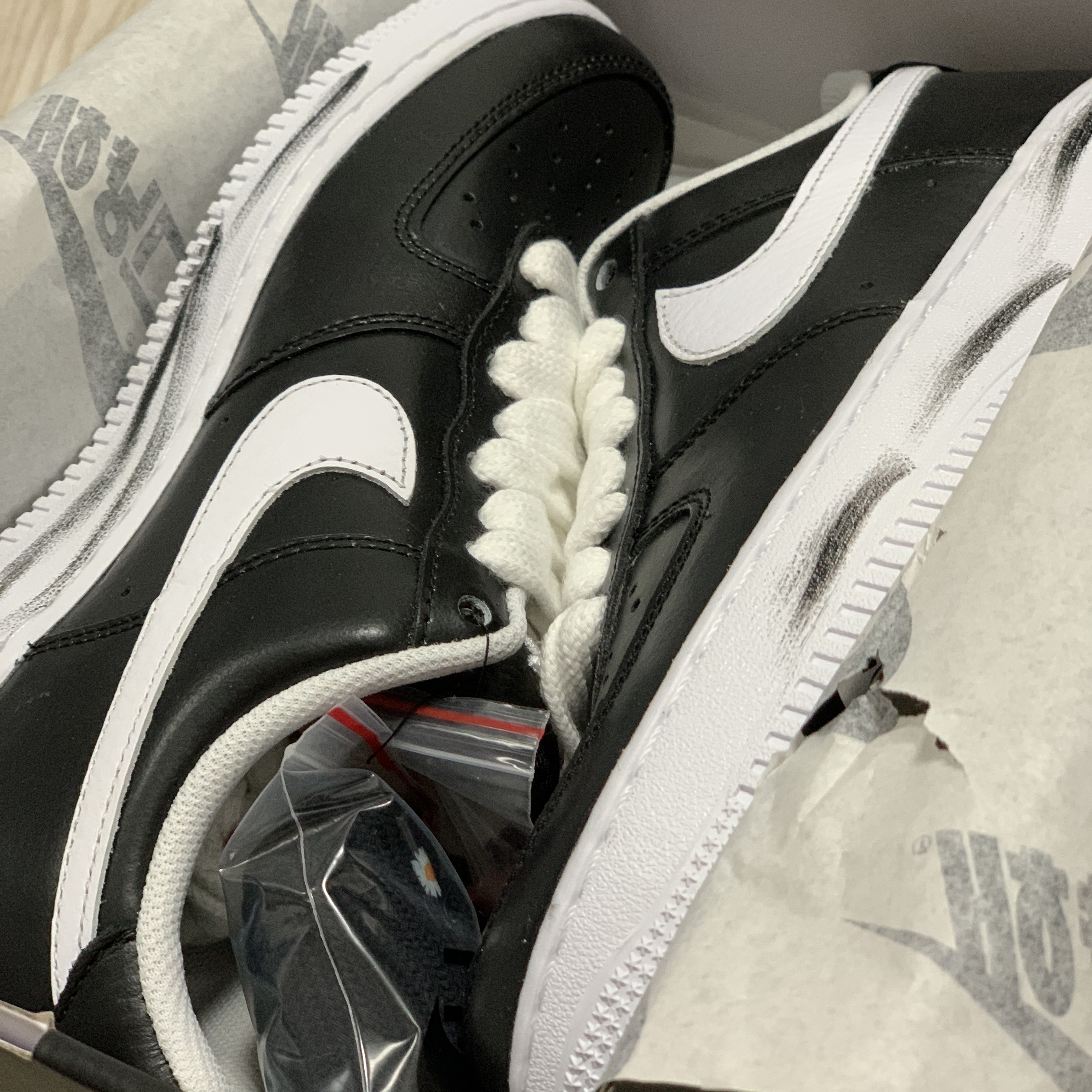 Nike x Peaceminusone Air Force 1 Low Para-Noise 착용 스타일 - 1