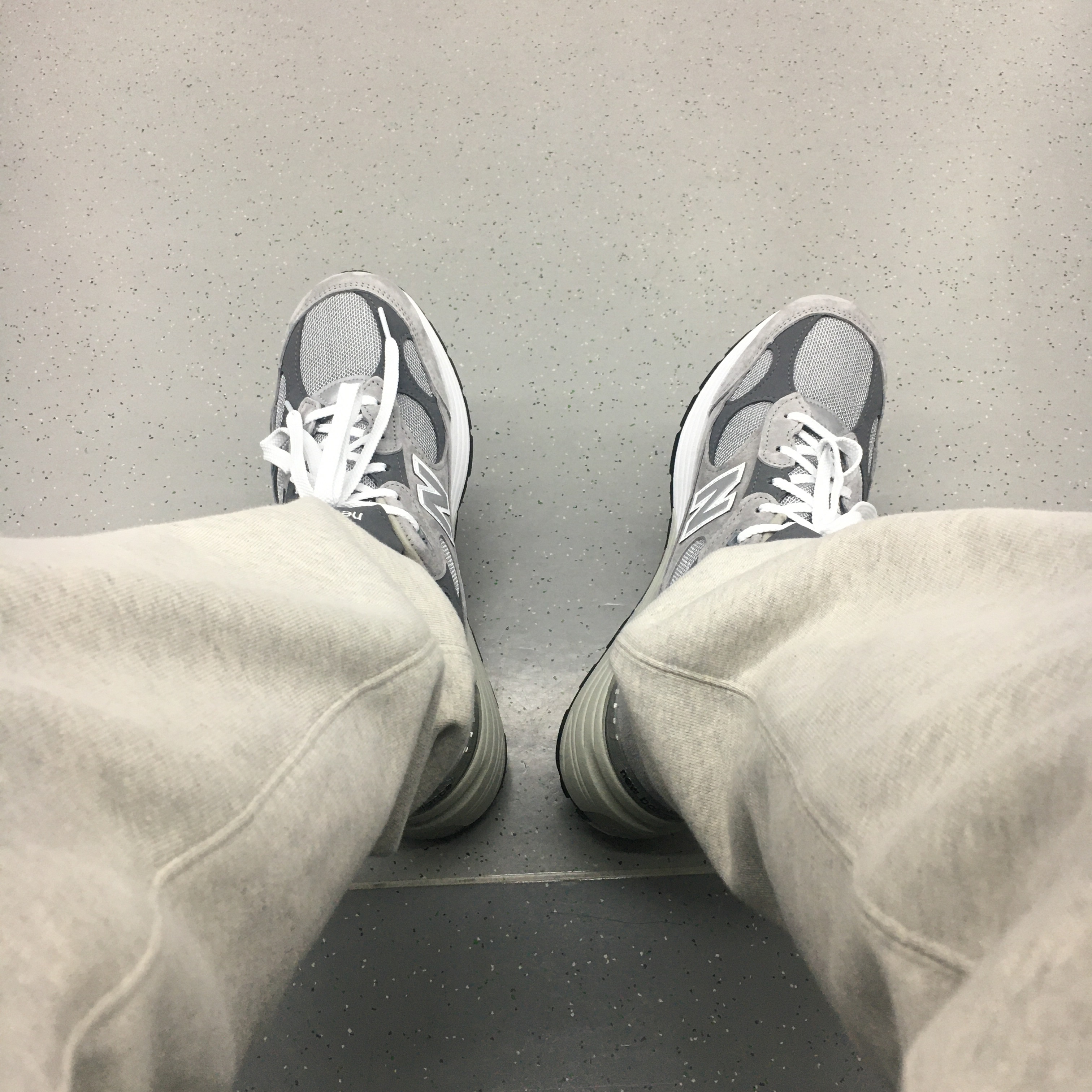 New Balance 992 Made in USA Grey - D Standard 착용 스타일