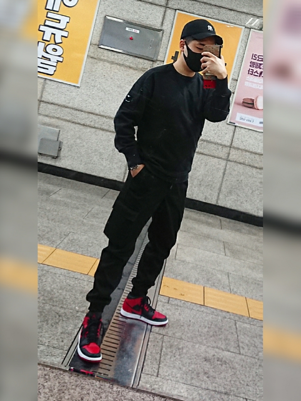 Jordan 1 Mid Bred Banned 2020 착용 스타일 - 2