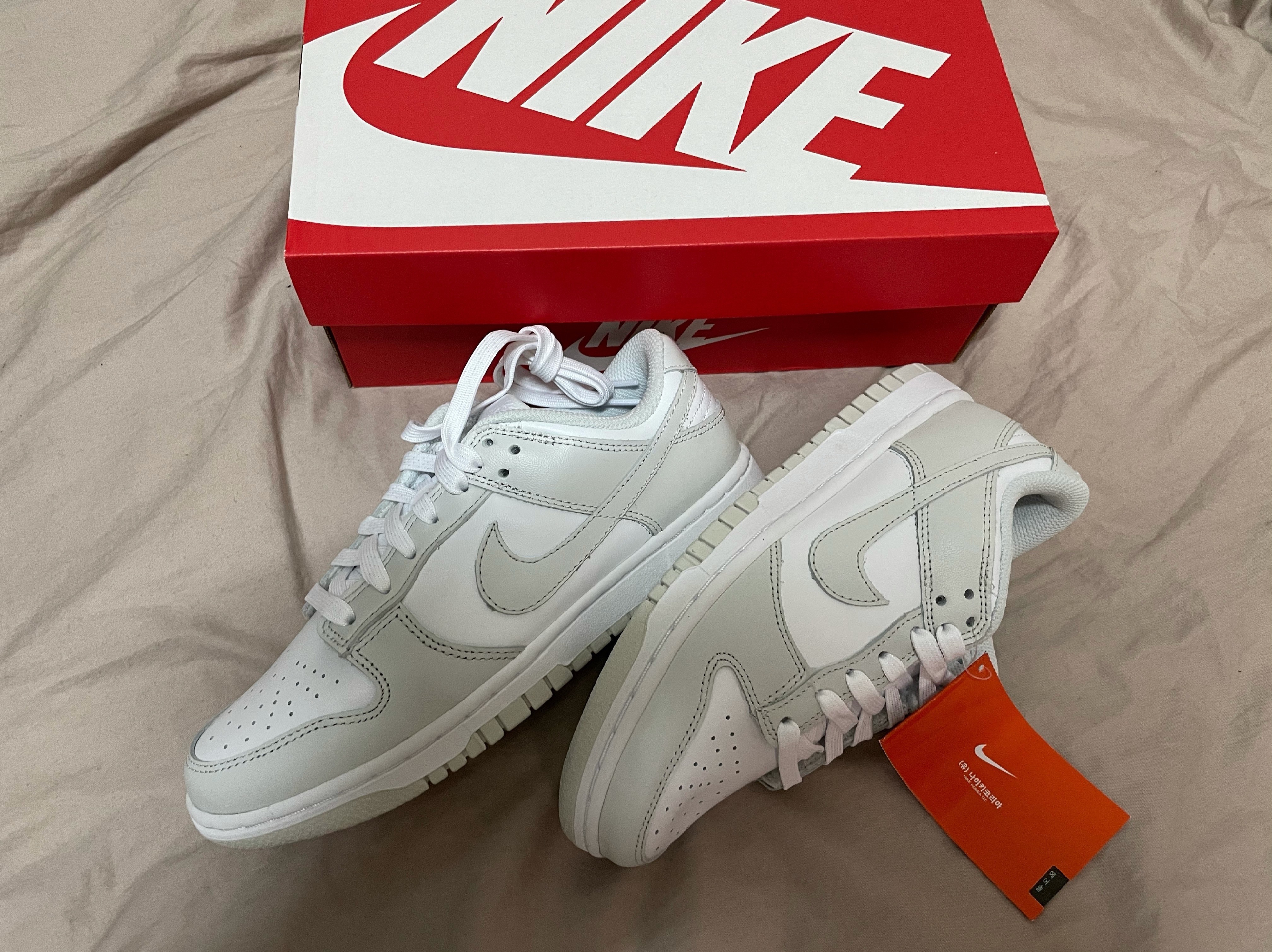 (W) Nike Dunk Low Photon Dust 착용 스타일