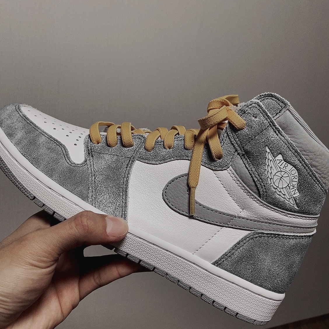 Jordan 1 Retro High OG Hyper Royal 착용 스타일 - 2
