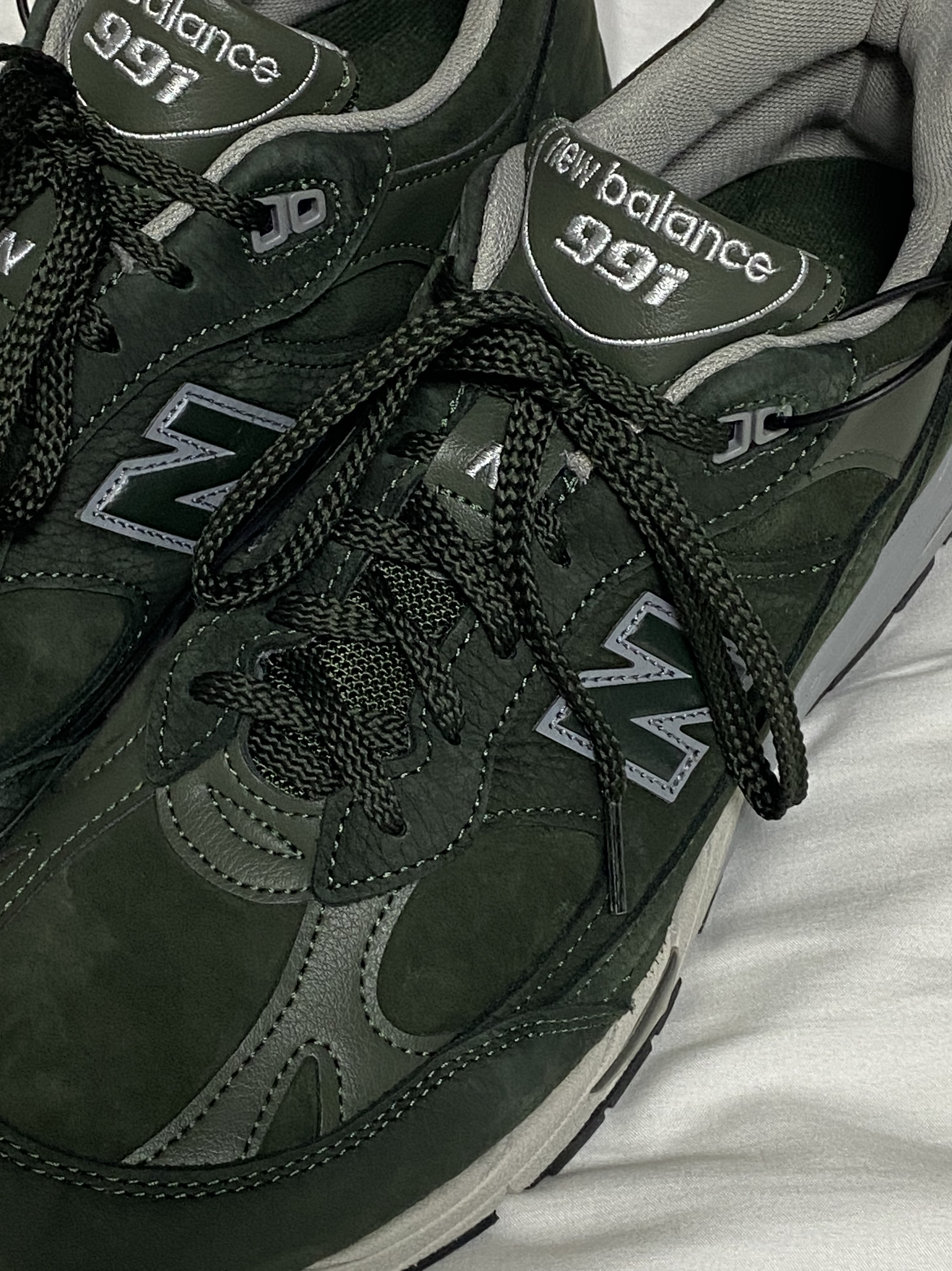 New Balance 991 Made in UK Dark Green 착용 스타일