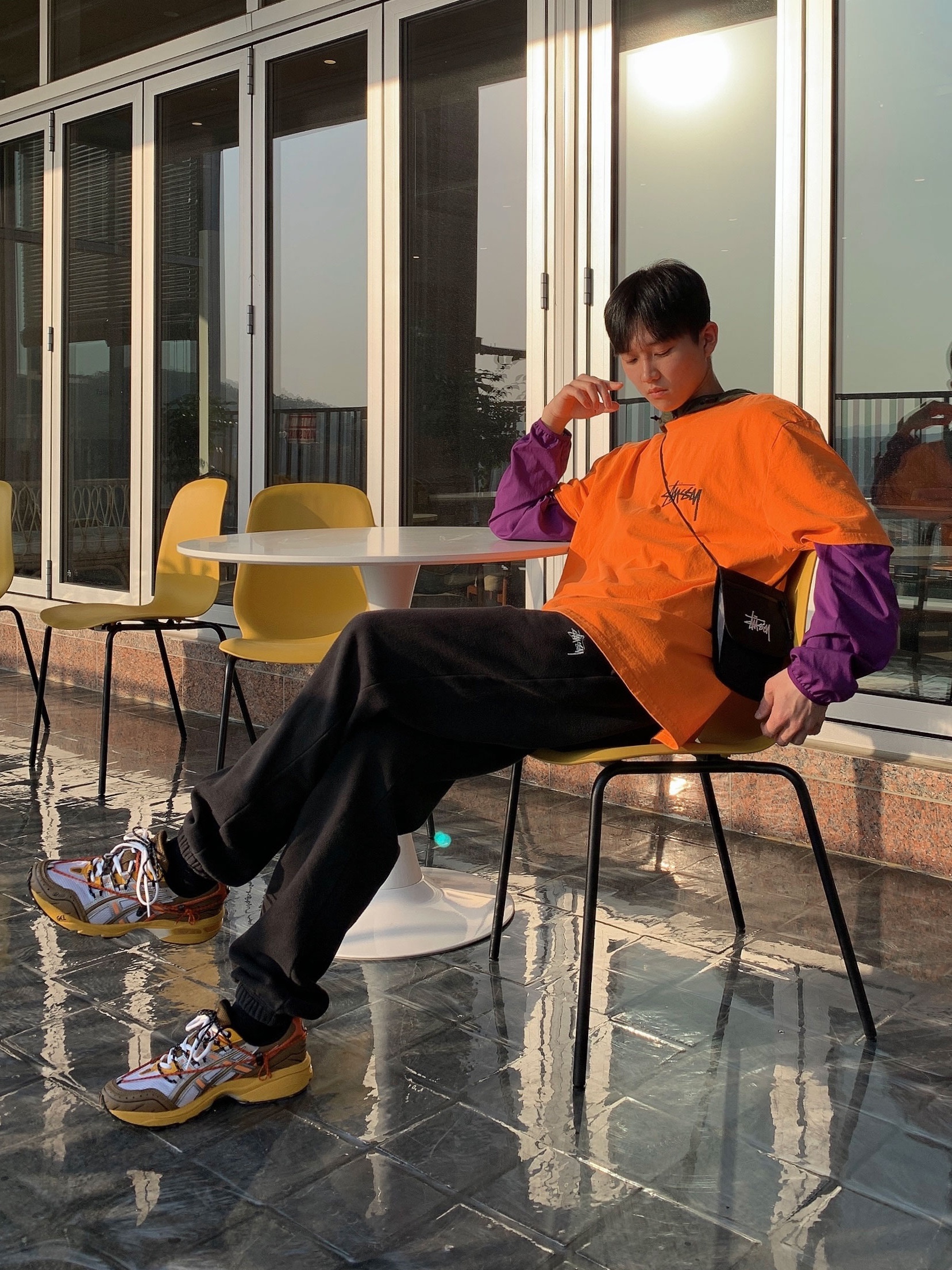 Stussy x Our Legacy Work Shop T-Shirt Orange, Asics x Andersson Bell Gel-1090 White Orange 착용 스타일 - 1