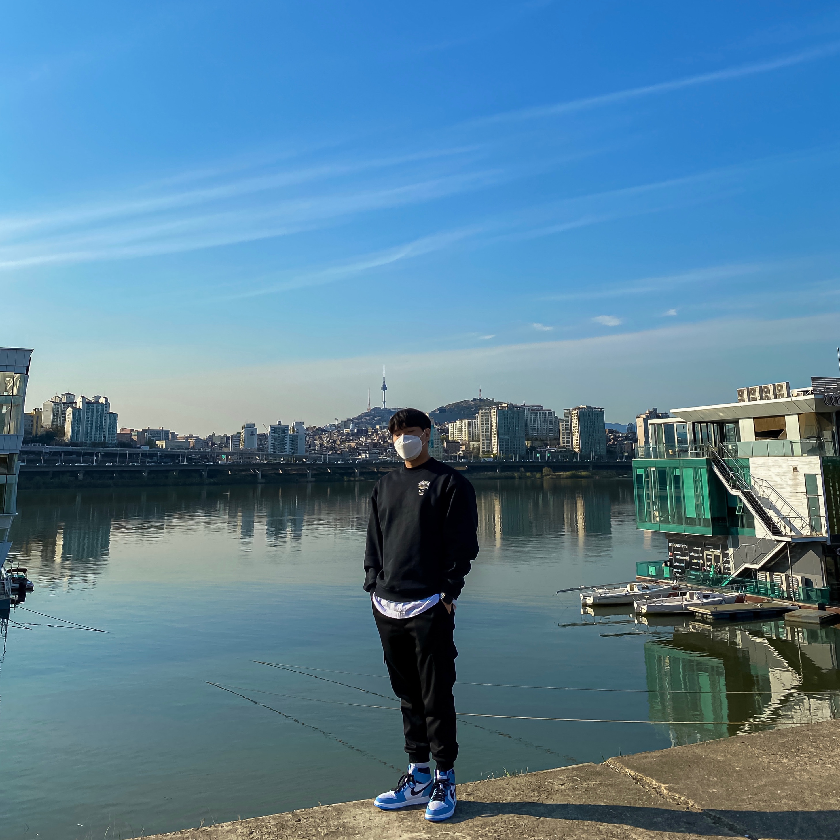 Jordan 1 Retro High OG University Blue, Nike x Stussy NRG ZR Fleece Crewneck Black - US/EU 착용 스타일
