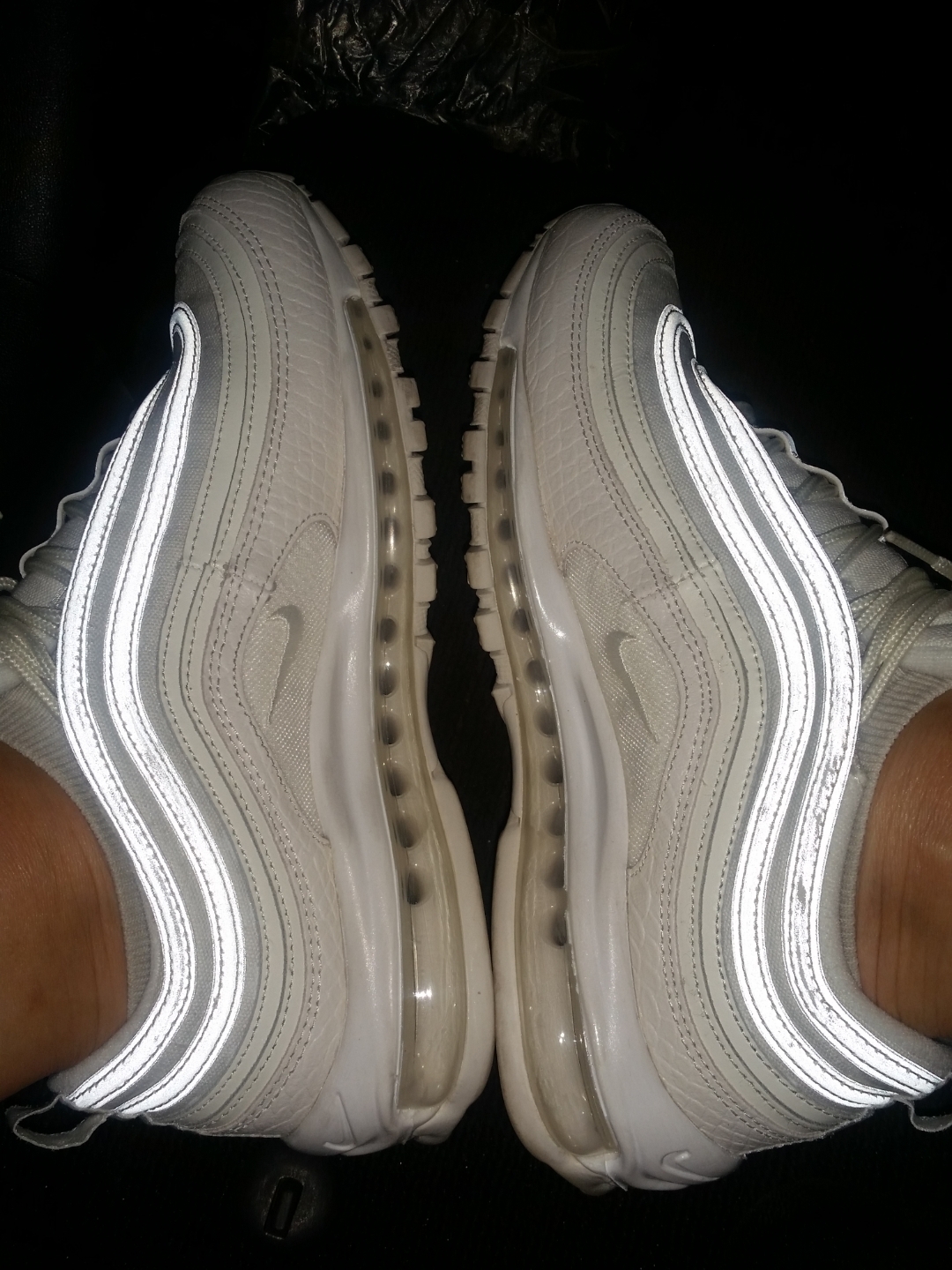 Nike Air Max 97 Summit White Snake 착용 스타일 - 2