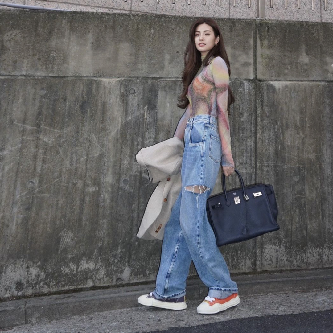 Maison Mihara Yasuhiro OG Sole Over Dyed Lowcut Sneakers Orange 착용 스타일 - 3