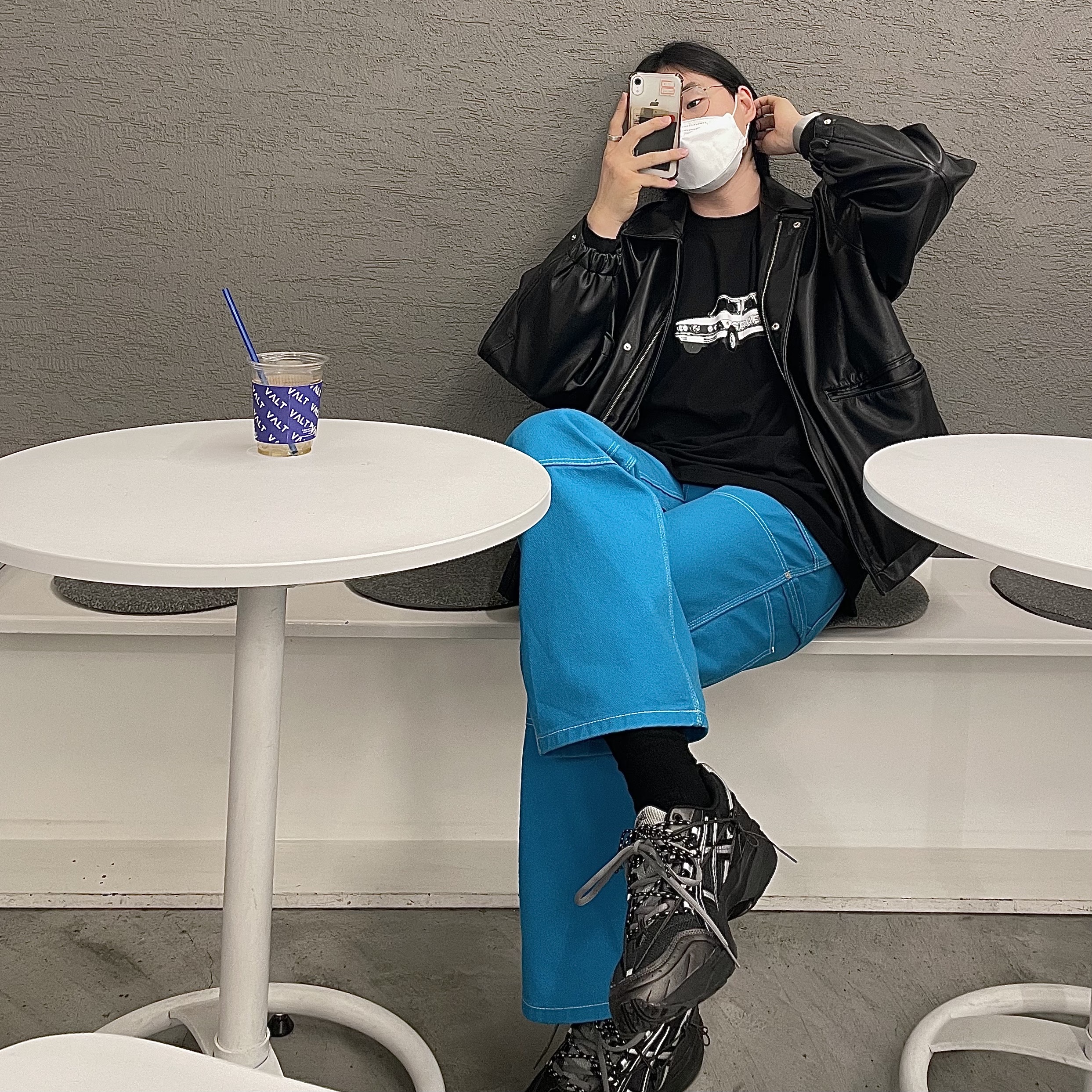 Nike x Comme des Garcons Homme Plus Air Force Mid White, Asics x Andersson Bell Gel-1090 Black Silver 착용 스타일 - 2
