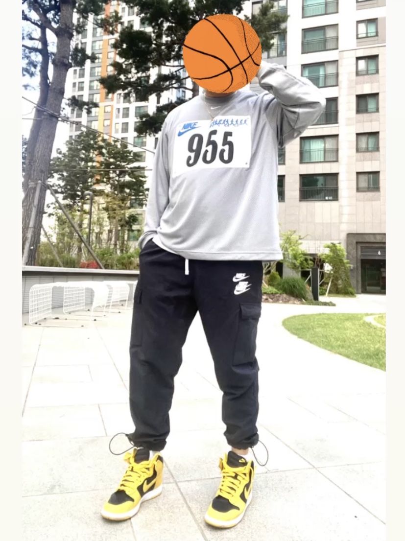 Nike Dunk High SP Varsity Maize 착용 스타일