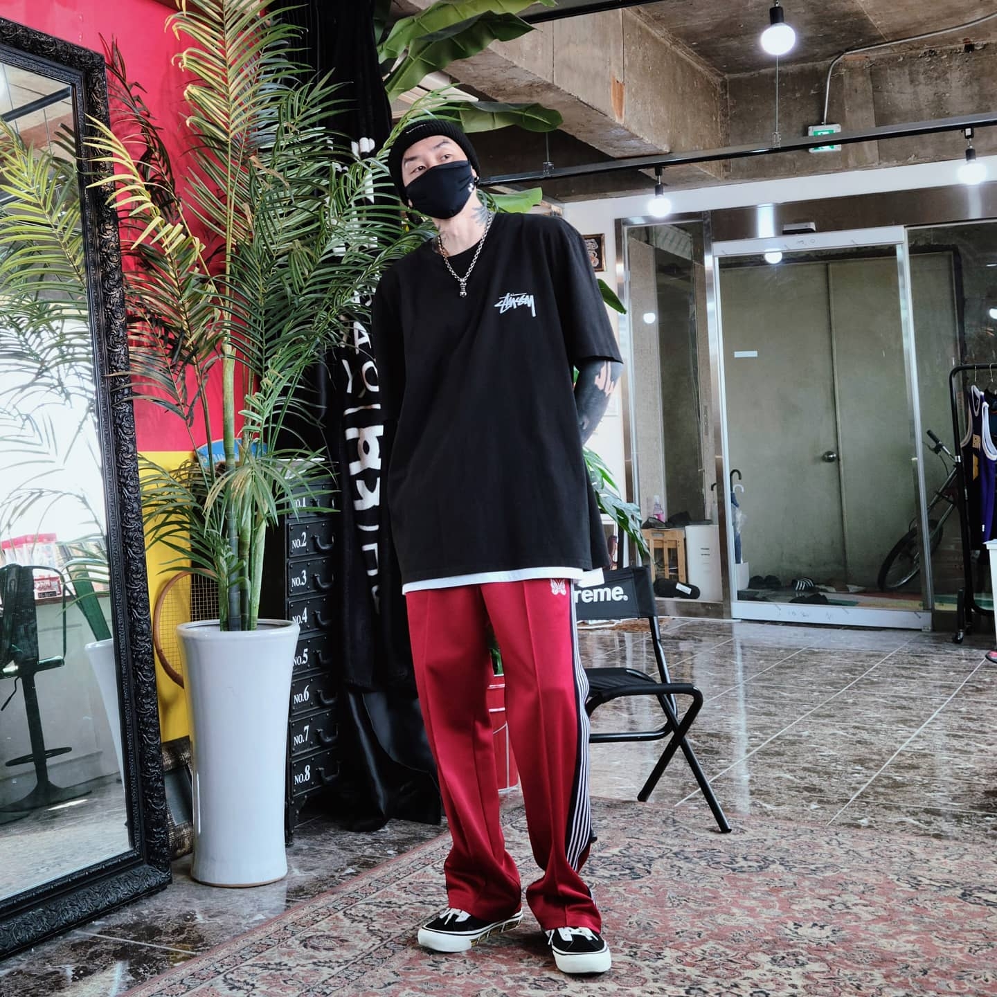 Supreme Loose Gauge Beanie Black, Vans x Rhude Bold Ni Black 착용 스타일