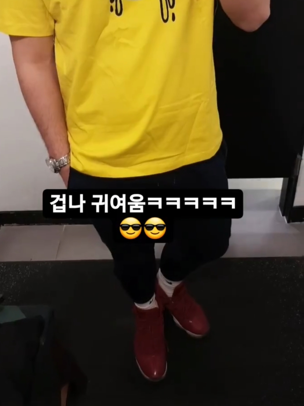 Jordan 11 Retro Win Like 96 Gym Red 착용 스타일 - 2