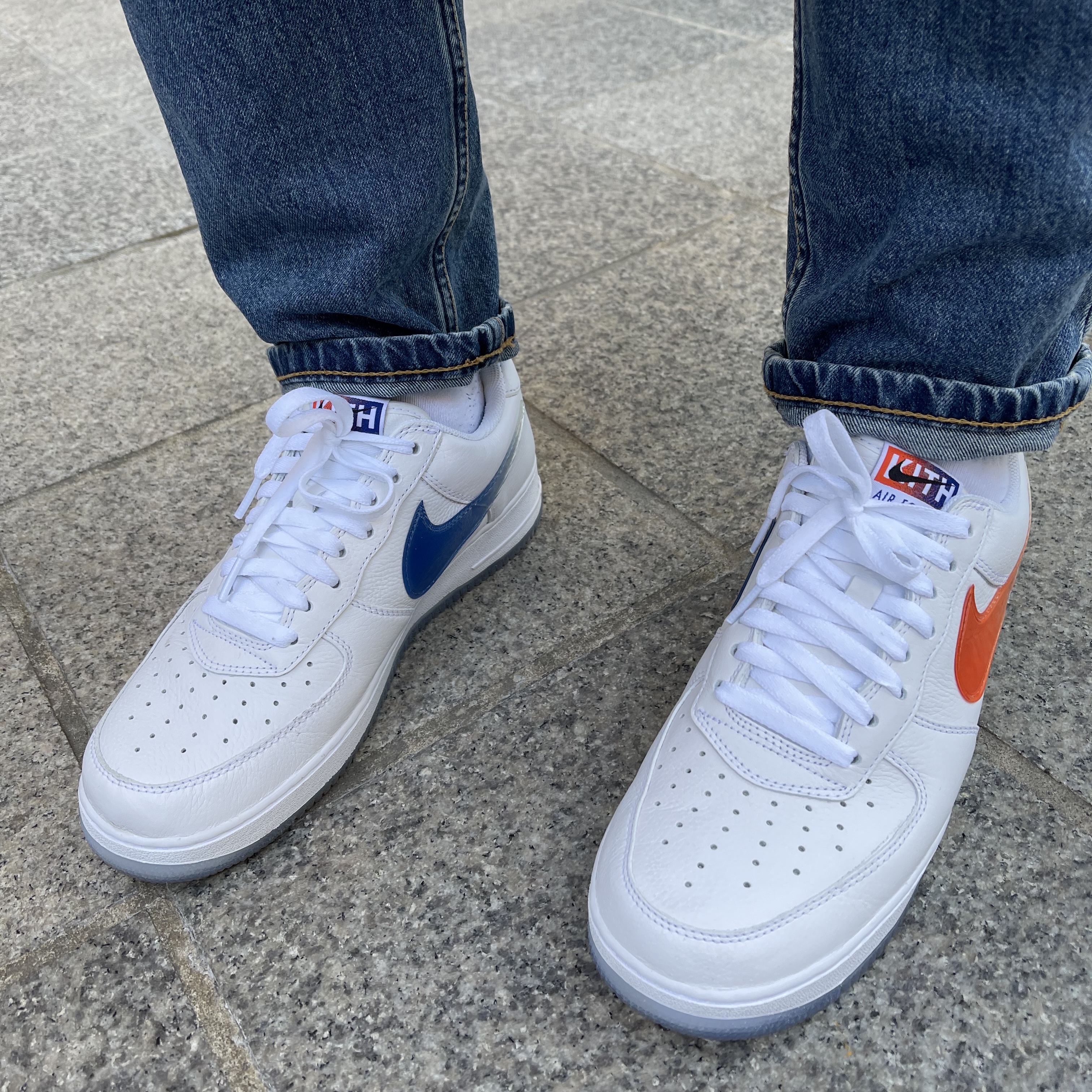 Nike x Kith Air Force 1 Low NYC White 착용 스타일 - 5