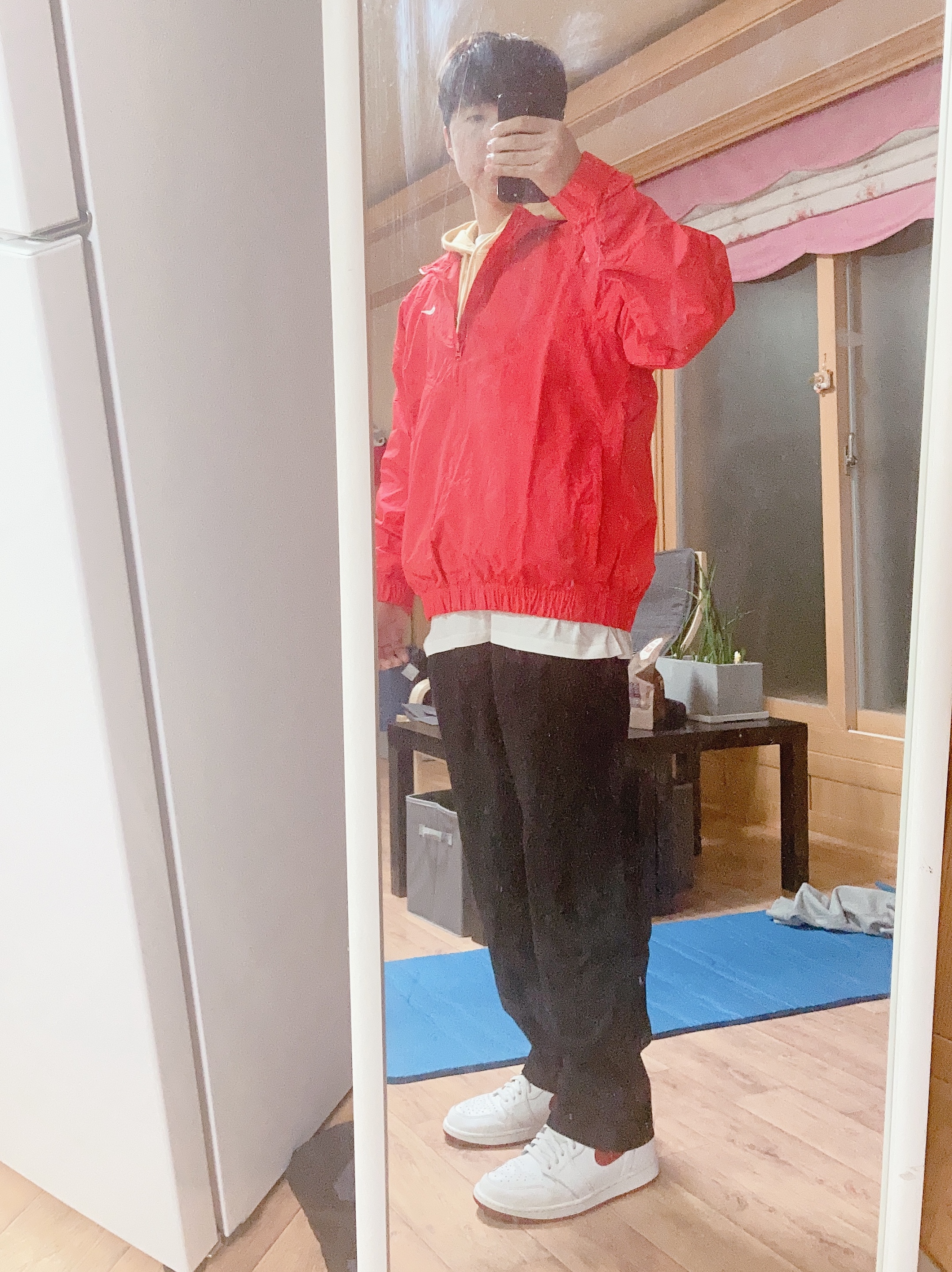 Nike x Stussy Windrunner Jacket Habanero Red, Jordan 1 Retro Metallic Red 2017 착용 스타일