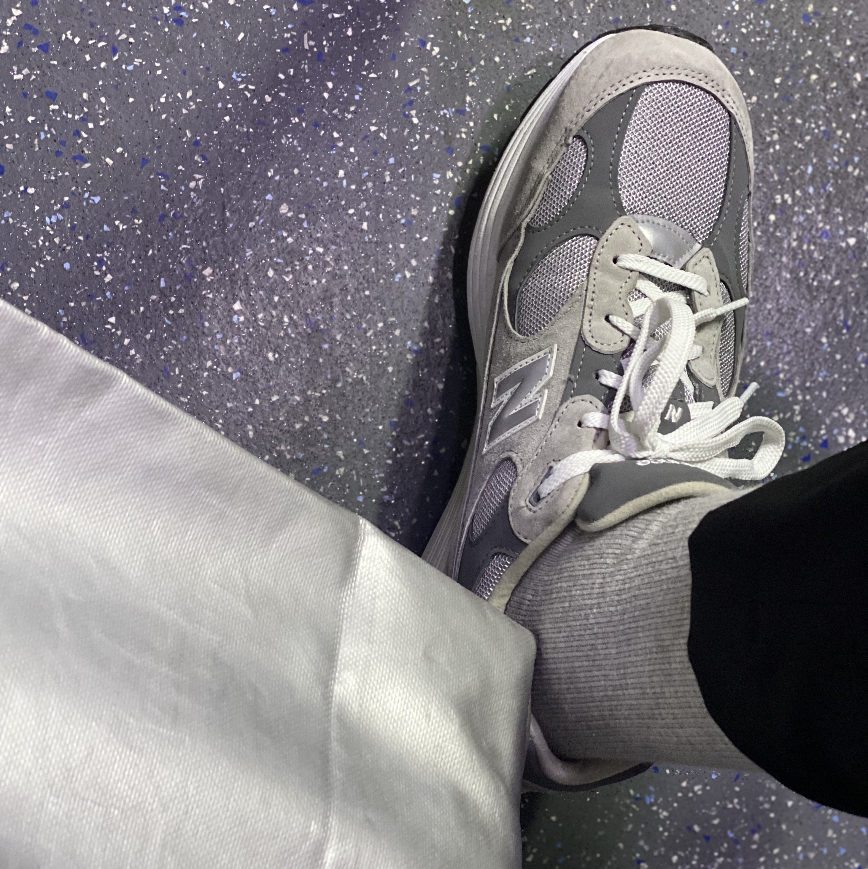 New Balance 992 Made in USA Grey - D Standard 착용 스타일