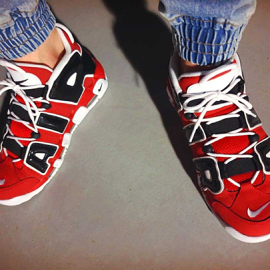 Nike Air More Uptempo 96 Bulls 2021 착용 스타일 - 4