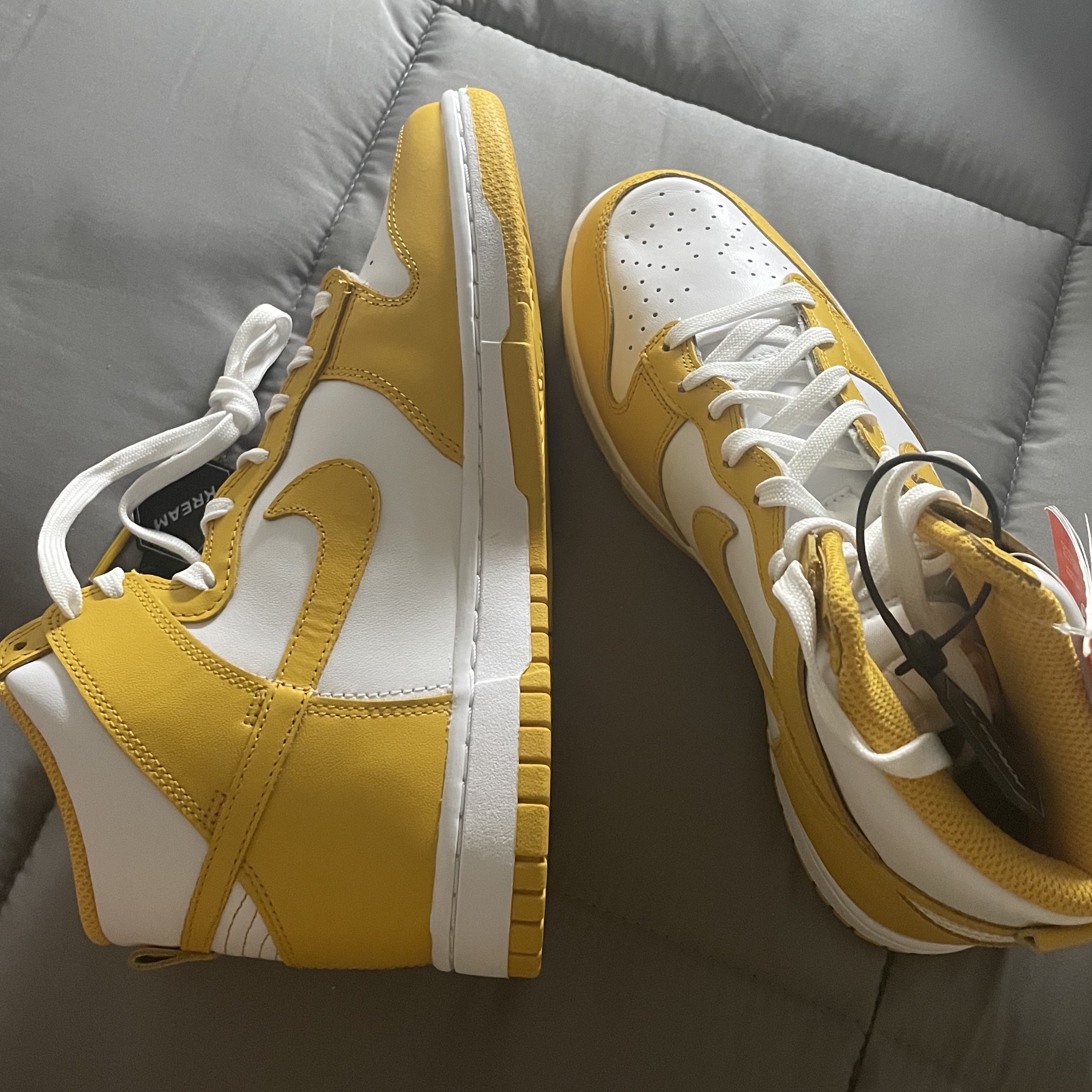 (W) Nike Dunk High Dark Sulfur 착용 스타일