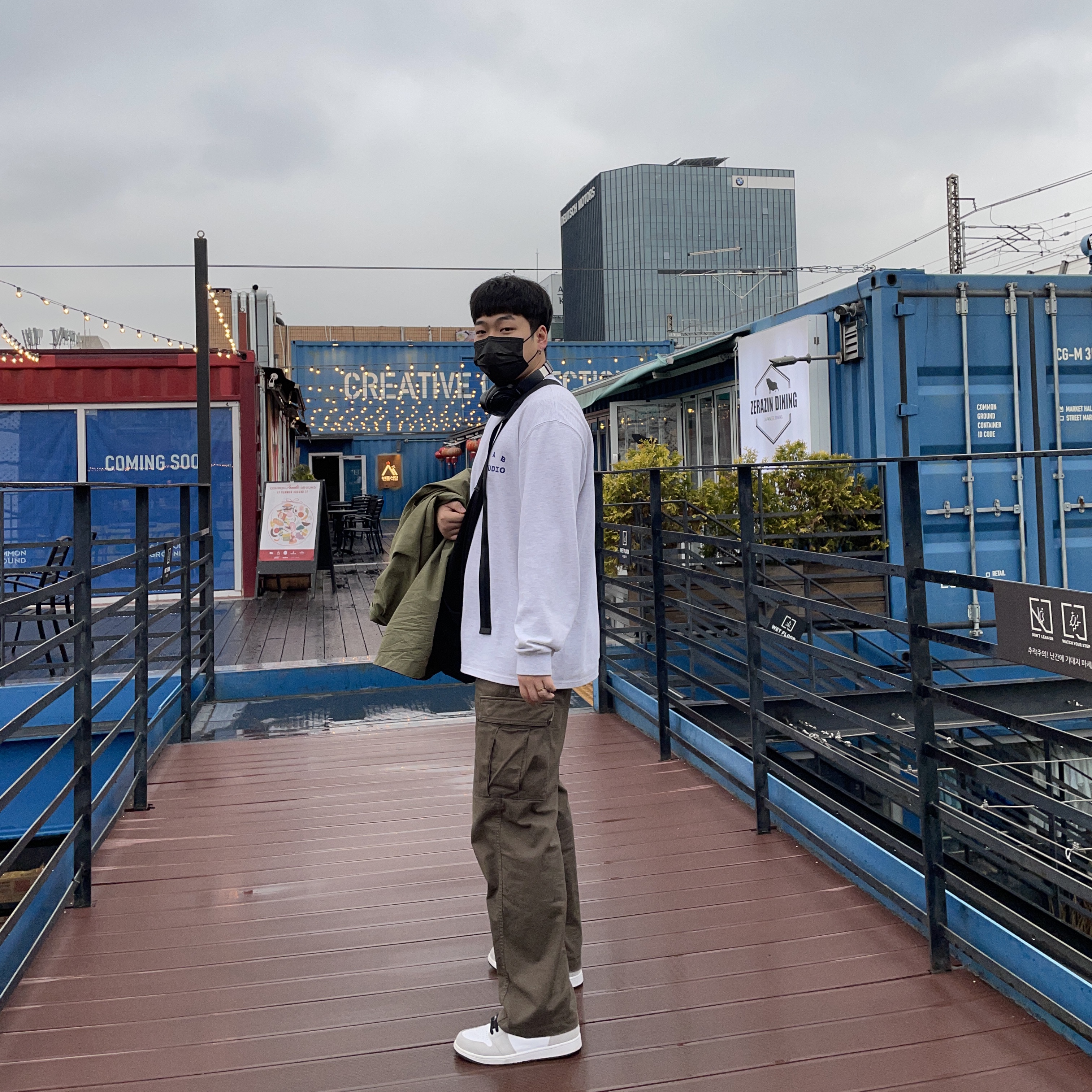 IAB Studio Long Sleeve Light Gray, Jordan 1 Retro High OG Light Smoke Grey 착용 스타일