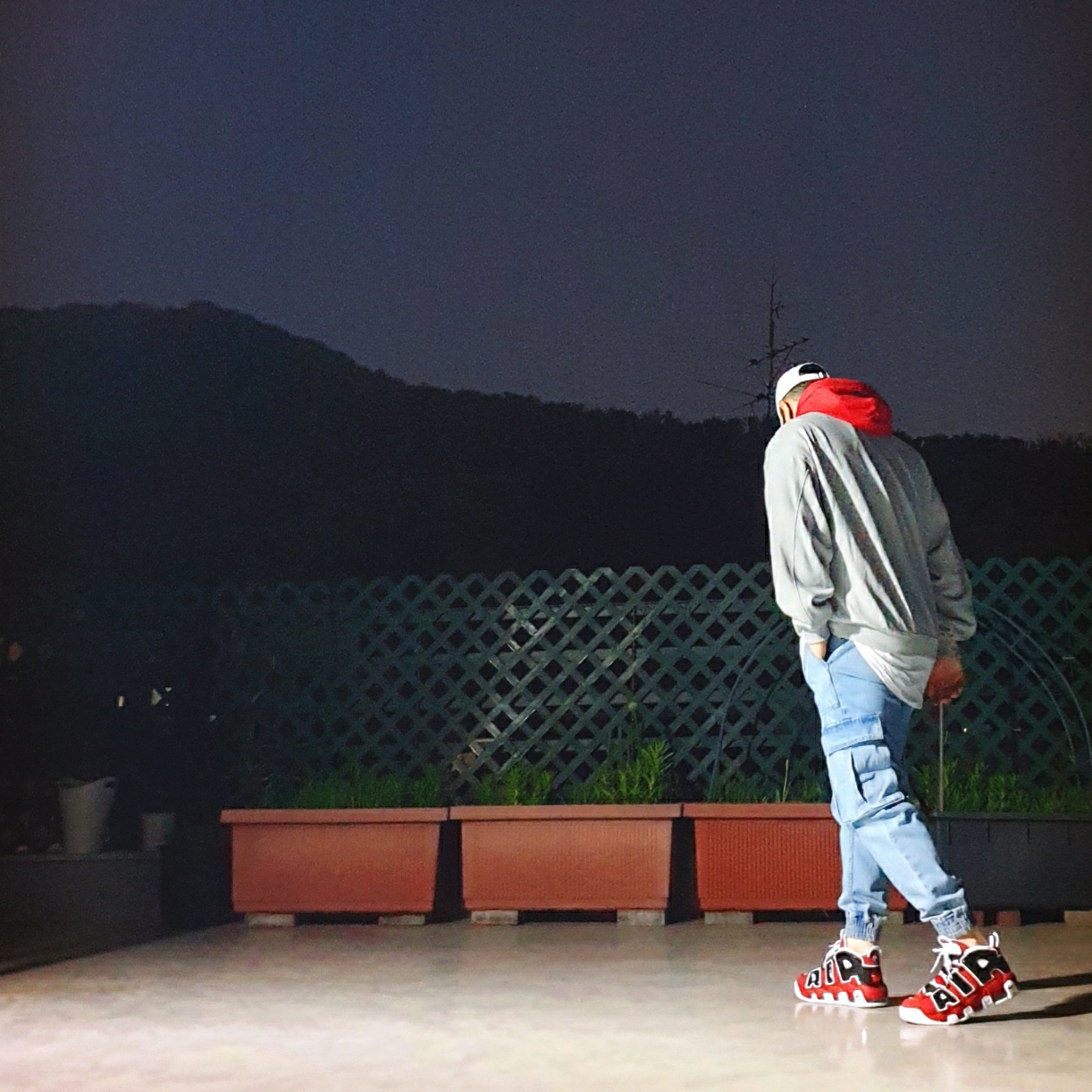Nike Air More Uptempo 96 Bulls 2021 착용 스타일 - 2