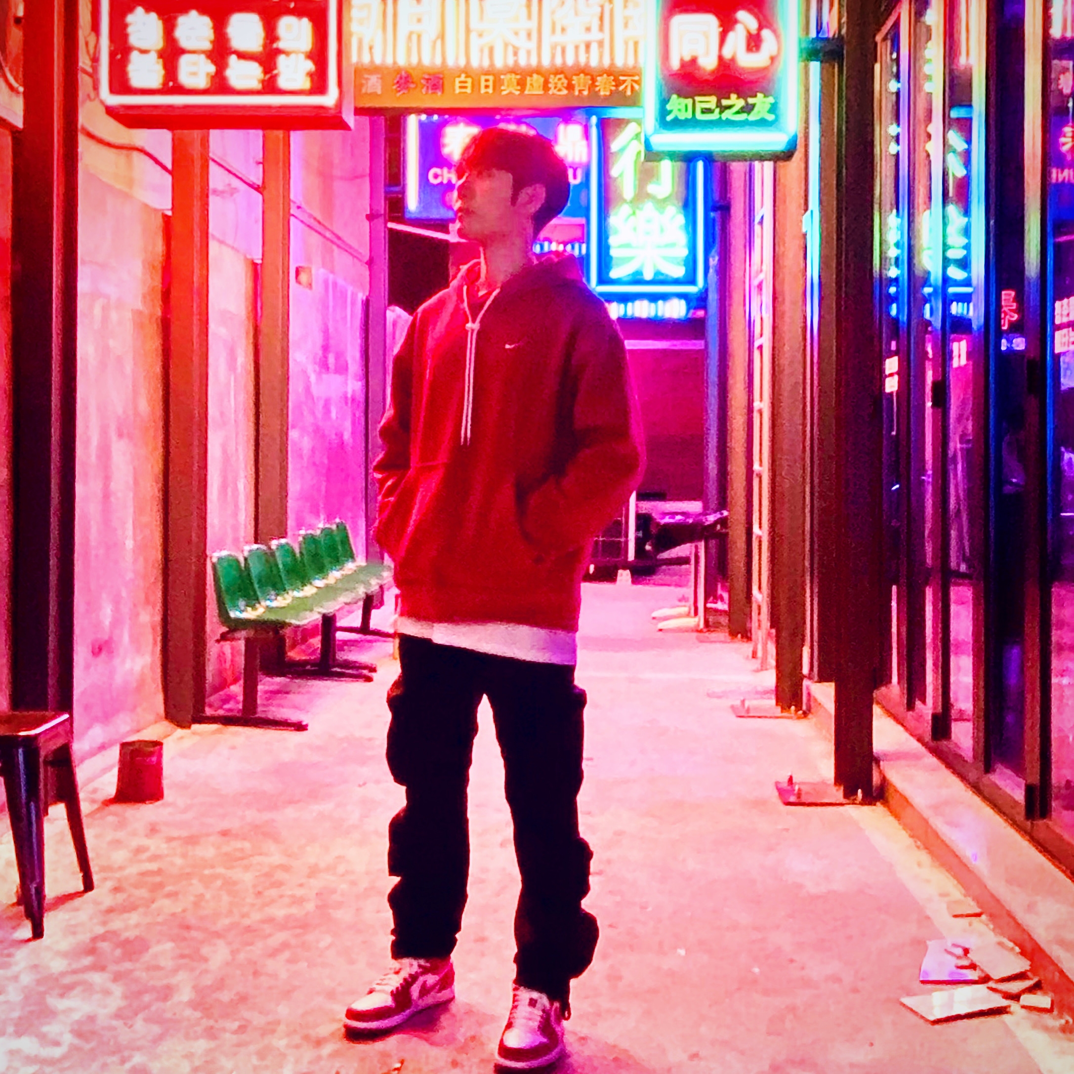 Nike M NRG Hoodie Red, Jordan 1 Low Gym Red White 착용 스타일