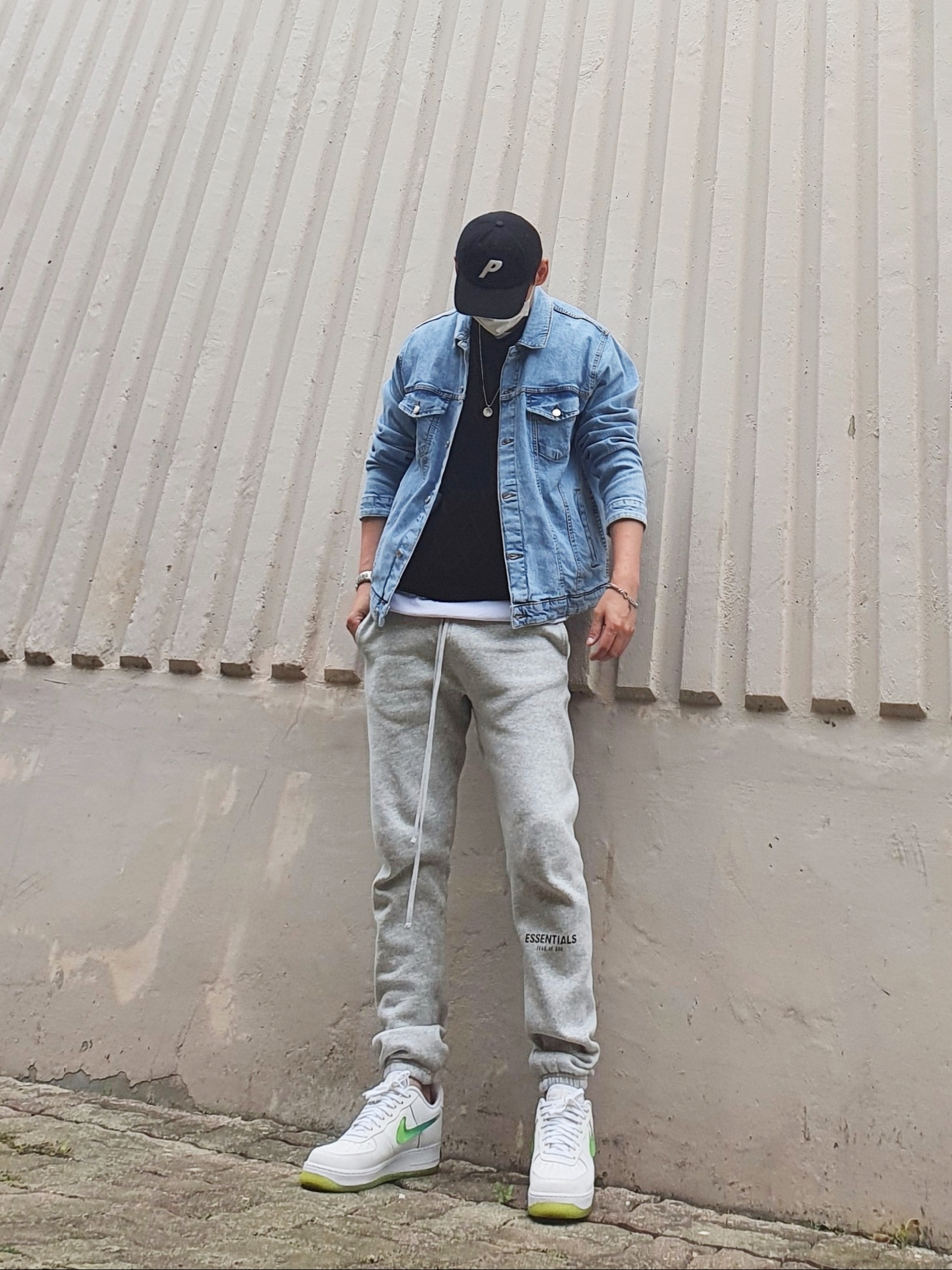 Nike Air Force 1 Low Jelly Swoosh White, Essentials Sweatpants Heather Grey - 20FW 착용 스타일