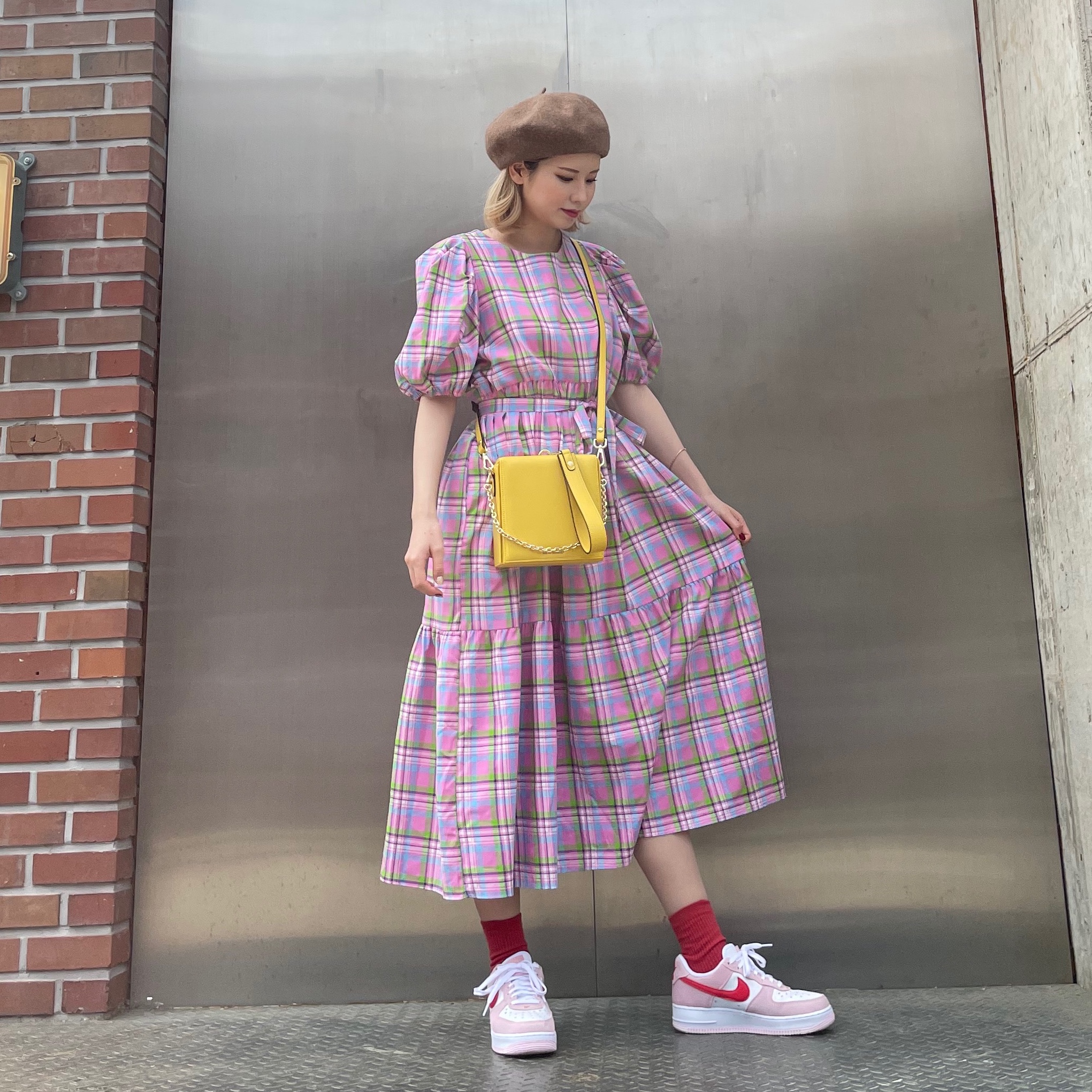 Nike Air Force 1 '07 QS Valentine's Day 착용 스타일 - 1