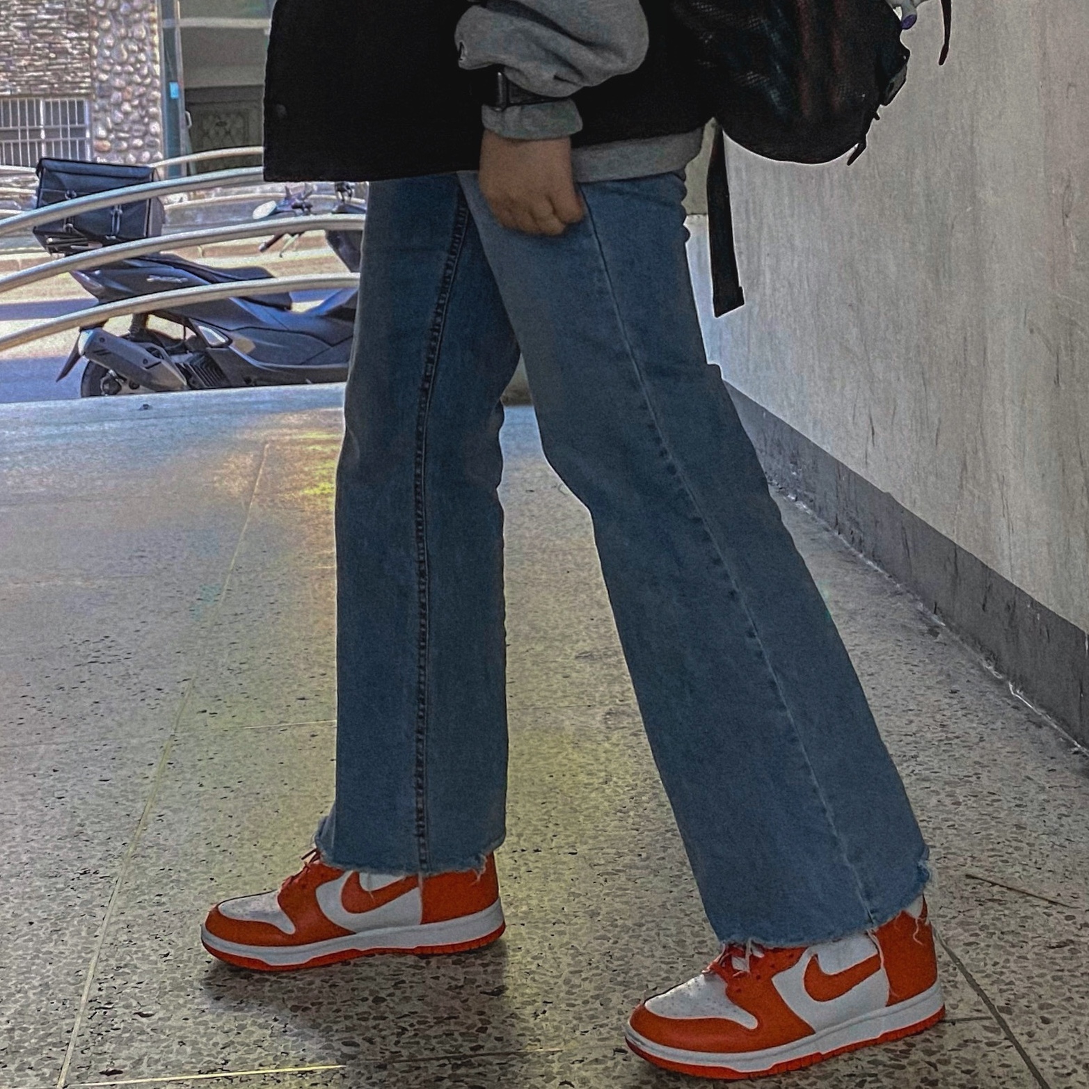 (W) Nike Dunk High Orange Blaze 착용 스타일