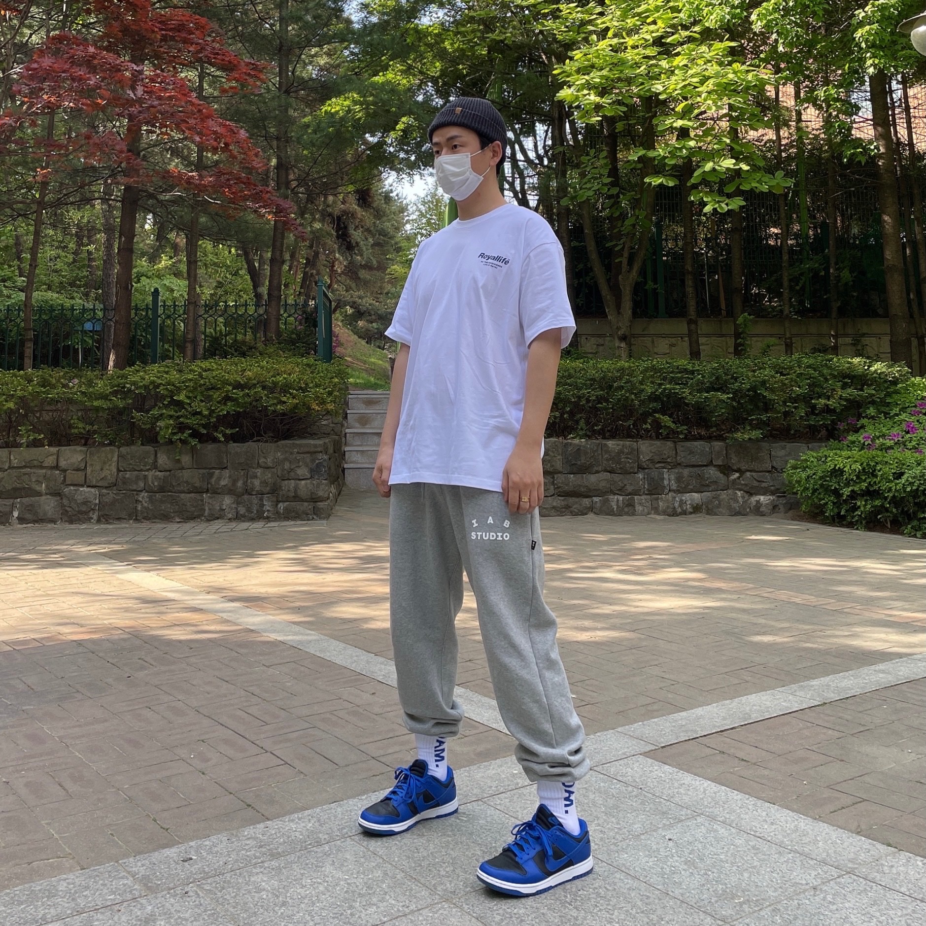 Nike Dunk Low Retro Hyper Cobalt, IAB Studio Sweatpants Gray - 21SS 착용 스타일