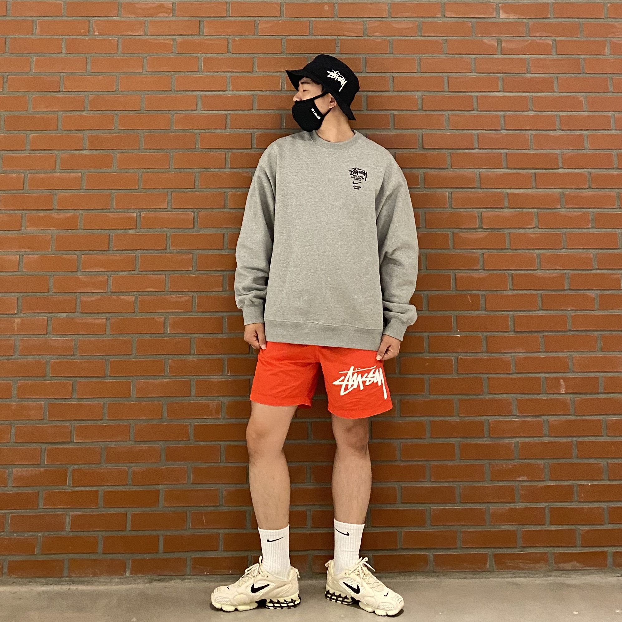 Nike x Stussy NRG ZR Fleece Crewneck Heather Grey - US/EU, Nike x Stussy Air Zoom Spiridon Cage 2 Fossil 착용 스타일