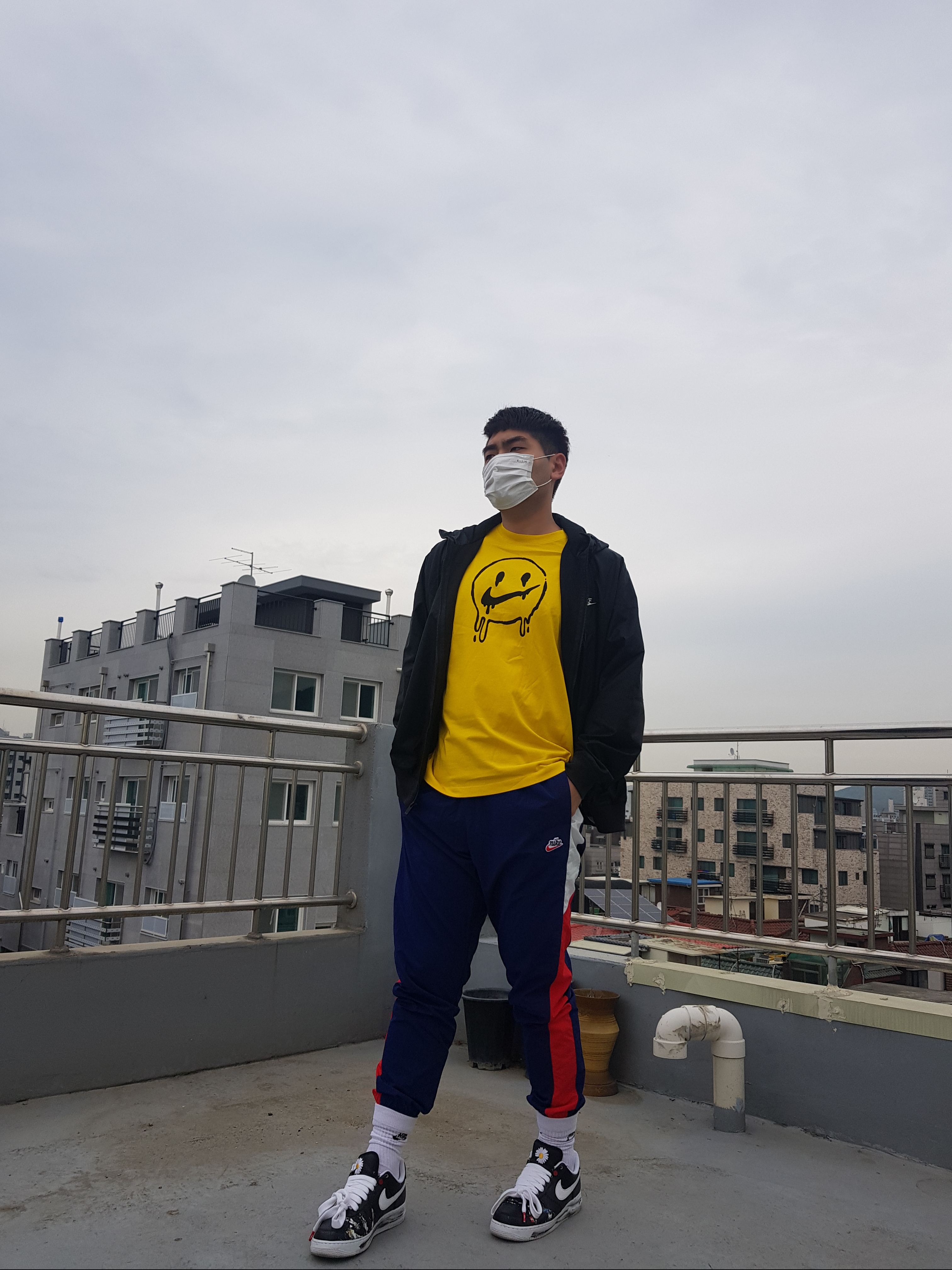 Nike x Peaceminusone Air Force 1 Low Para-Noise 착용 스타일 - 2