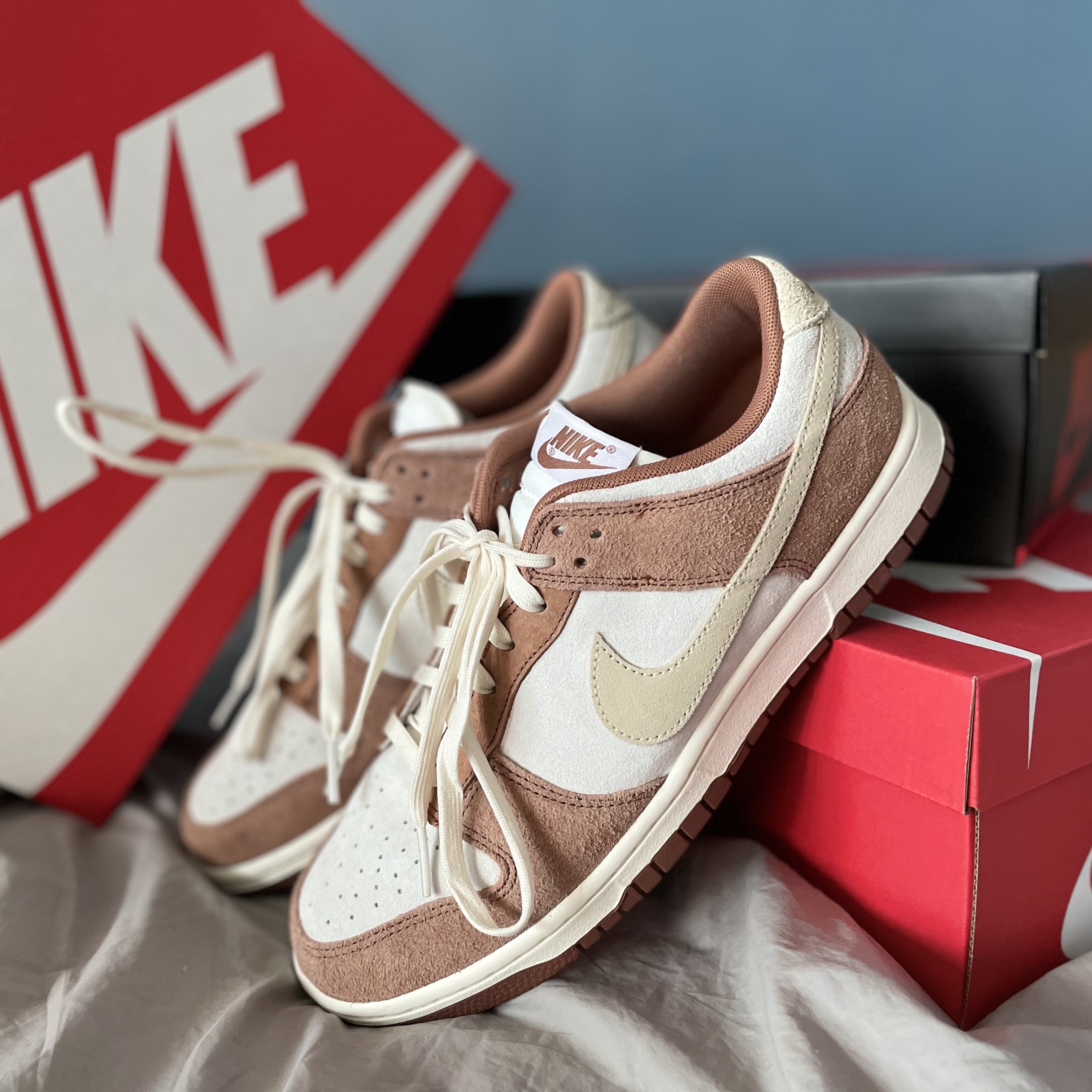 Nike Dunk Low Pro Premium Medium Curry 착용 스타일 - 3