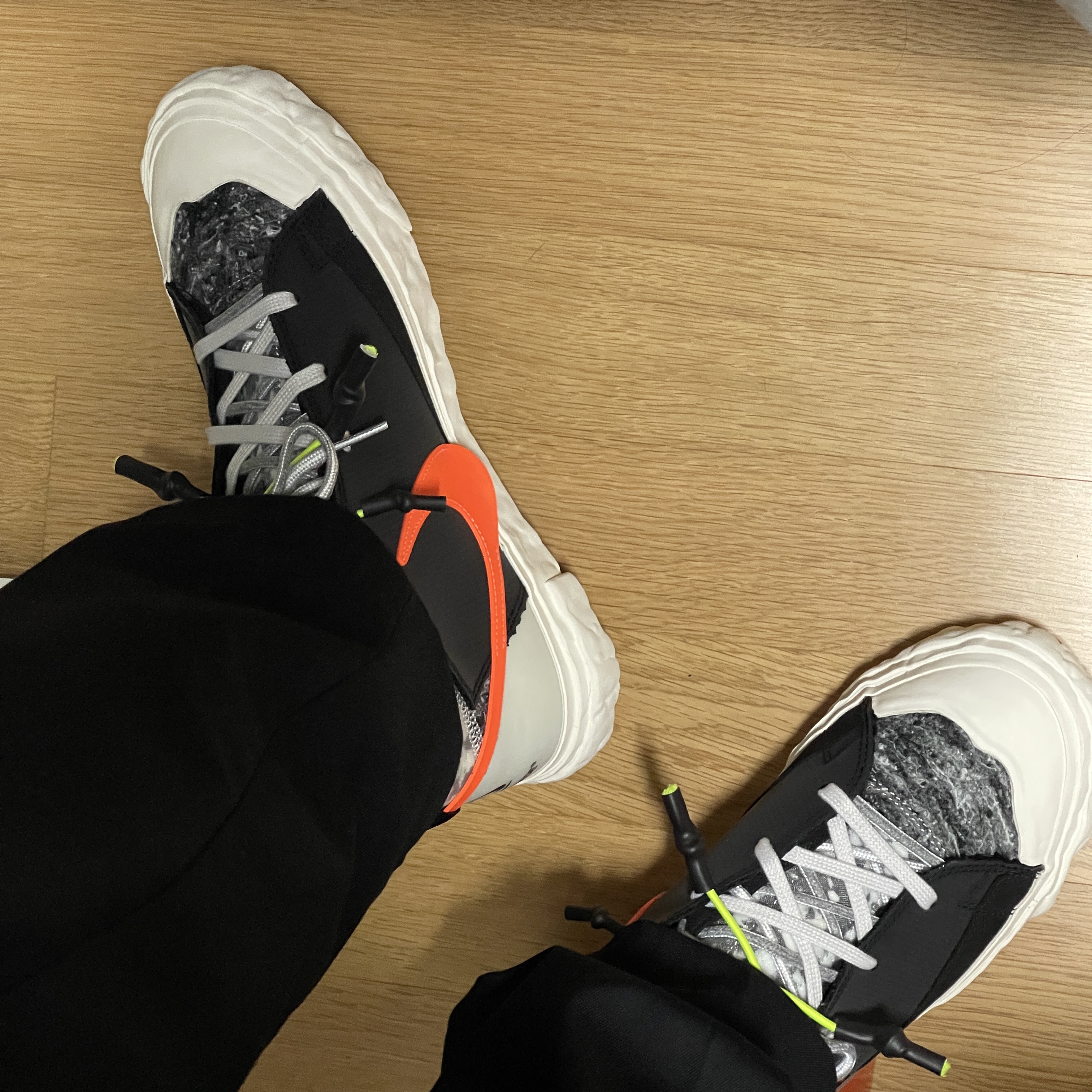 Nike x Readymade Blazer Mid Black 착용 스타일 - 1