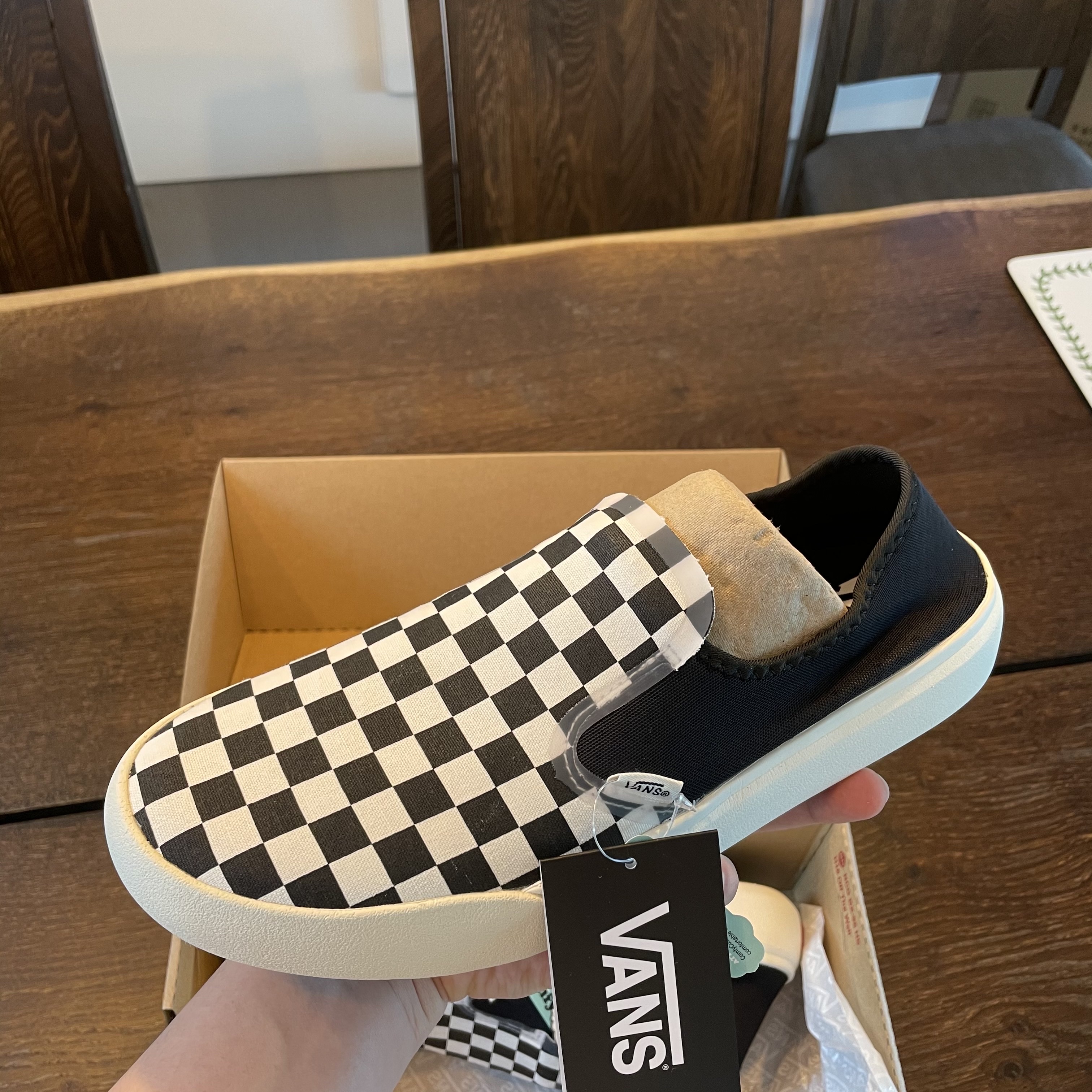 Vans Checkerboard Comfycush One Black 착용 스타일 - 2