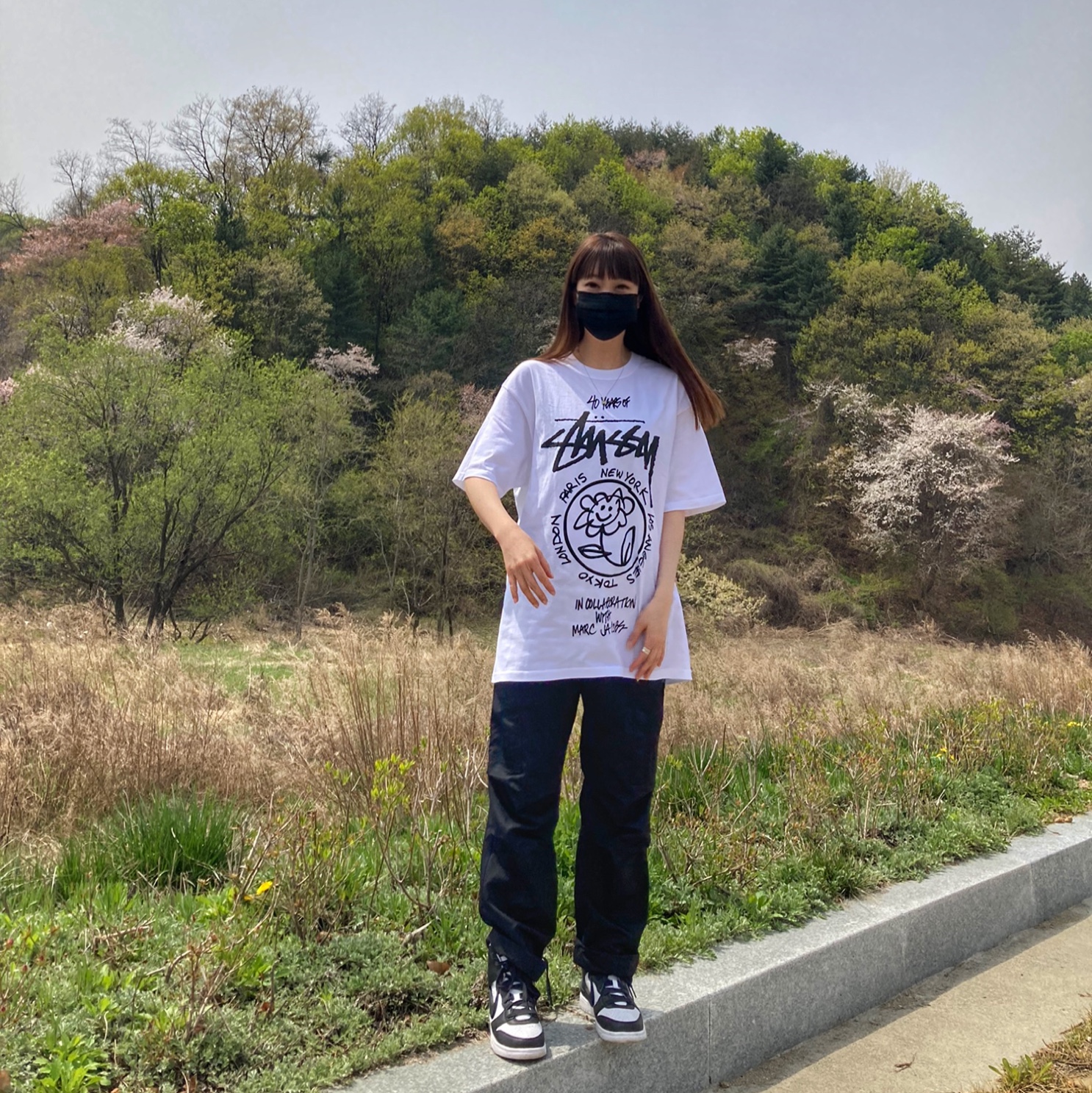 Stussy x Marc Jacobs 40 WT T-Shirt, Nike x Ambush Dunk High Black 착용 스타일