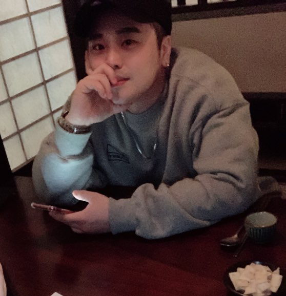KREAM 프로필 이미지