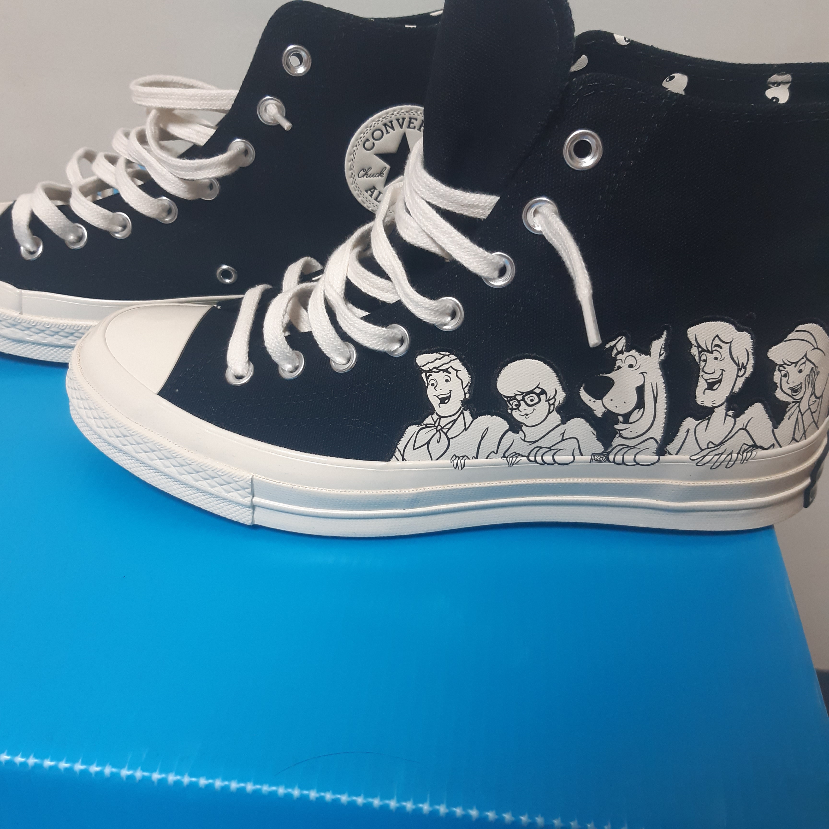 Converse x Scooby-Doo Chuck 70 High - Mystery Solving Gang 착용 스타일 - 2