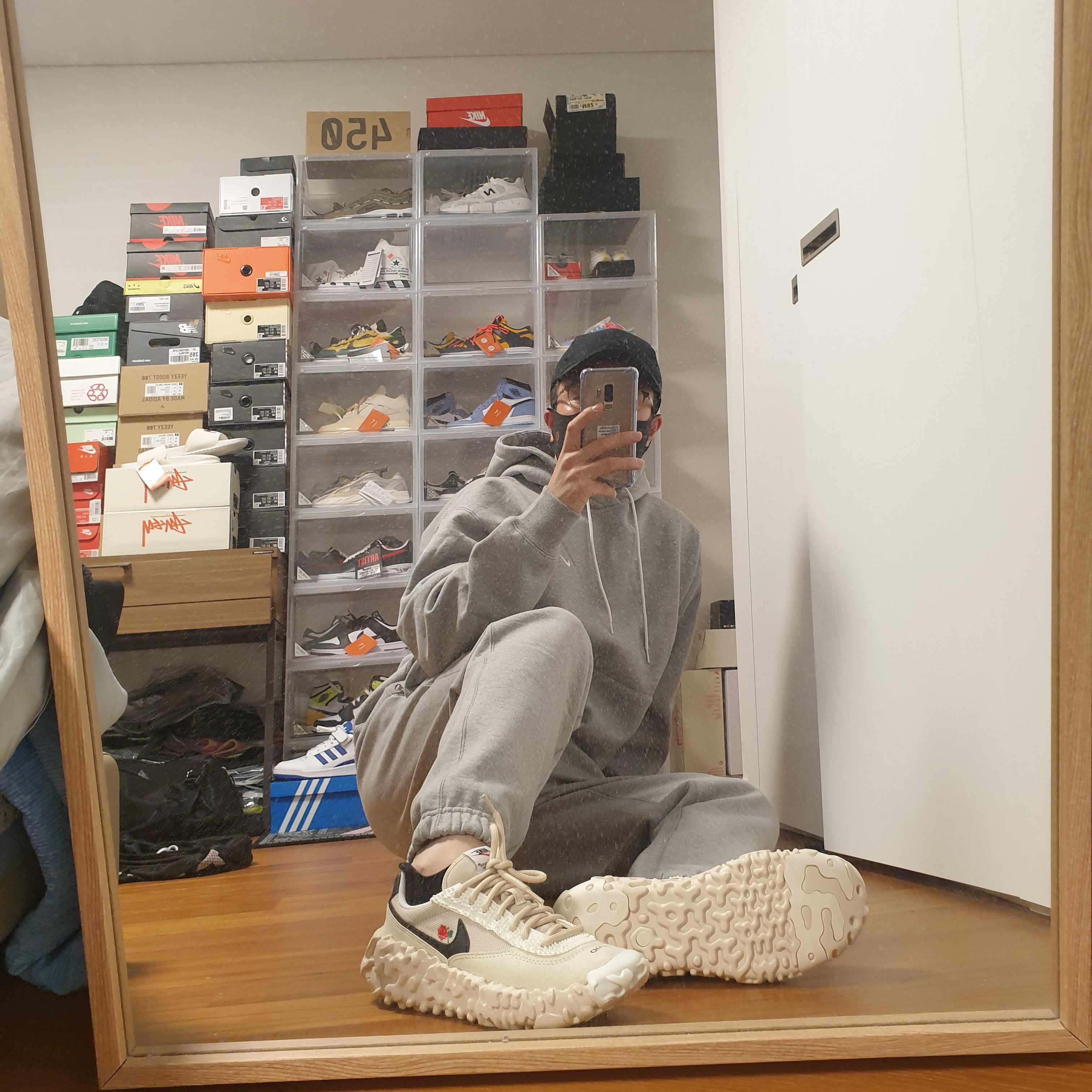 Nike x Drake Nocta NRG AU L91 Cap, Nike NRG Solo Swoosh Fleece Hoodie Dark Grey Heather - Asia 착용 스타일 - 3