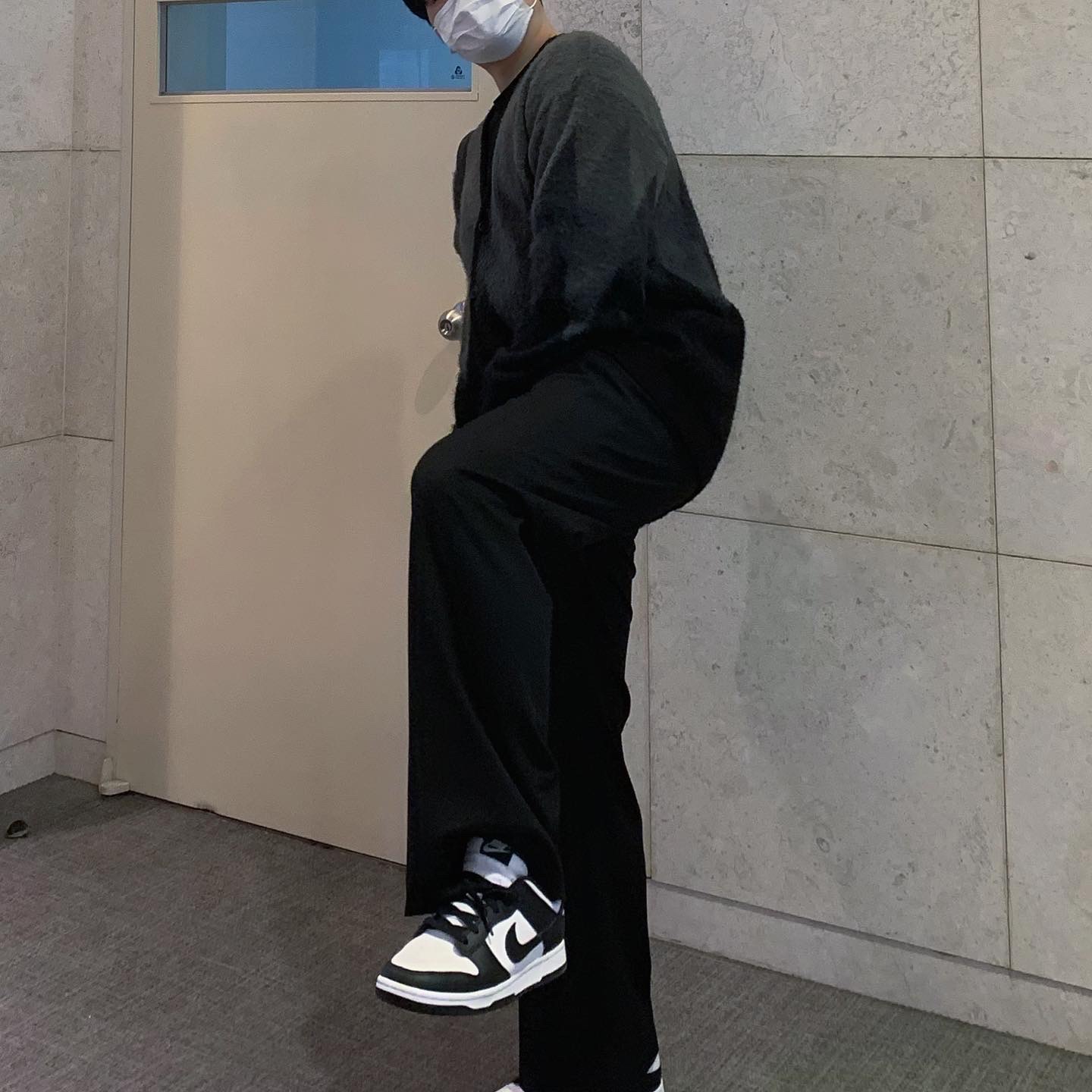 Nike Dunk Low Retro Black 착용 스타일