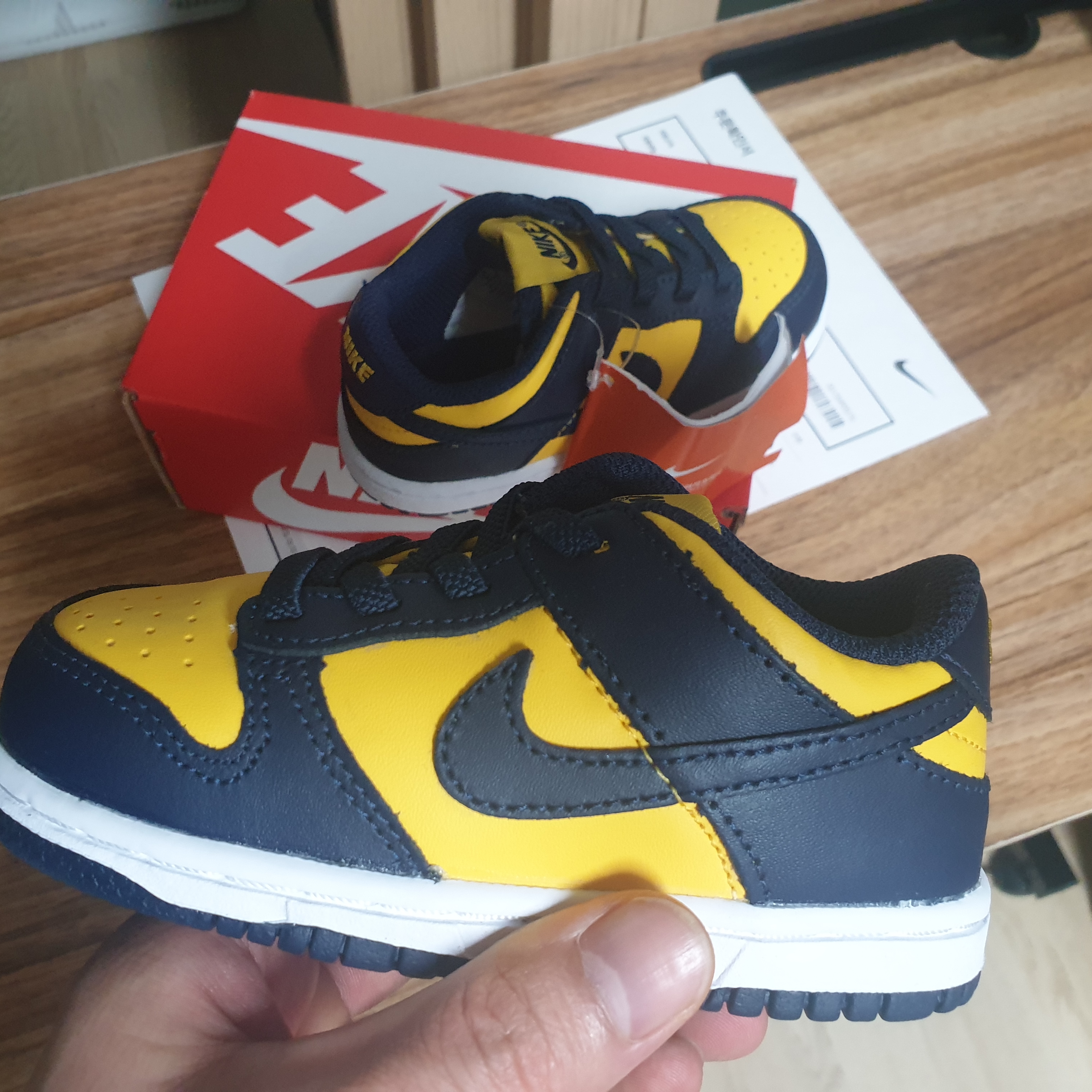 (TD) Nike Dunk Low Varsity Maize 착용 스타일 - 2
