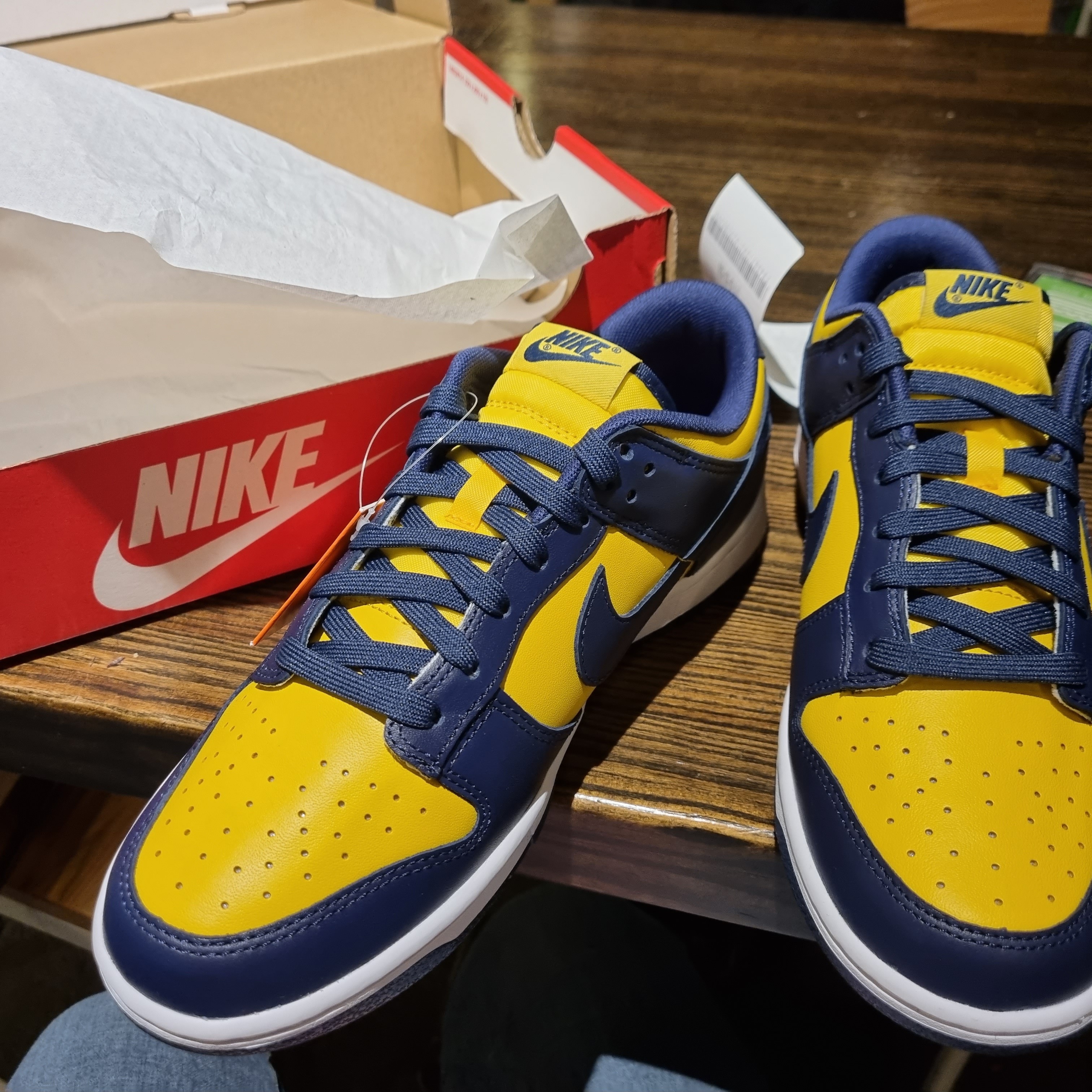 Nike Dunk Low Retro Varsity Maize 착용 스타일 - 1