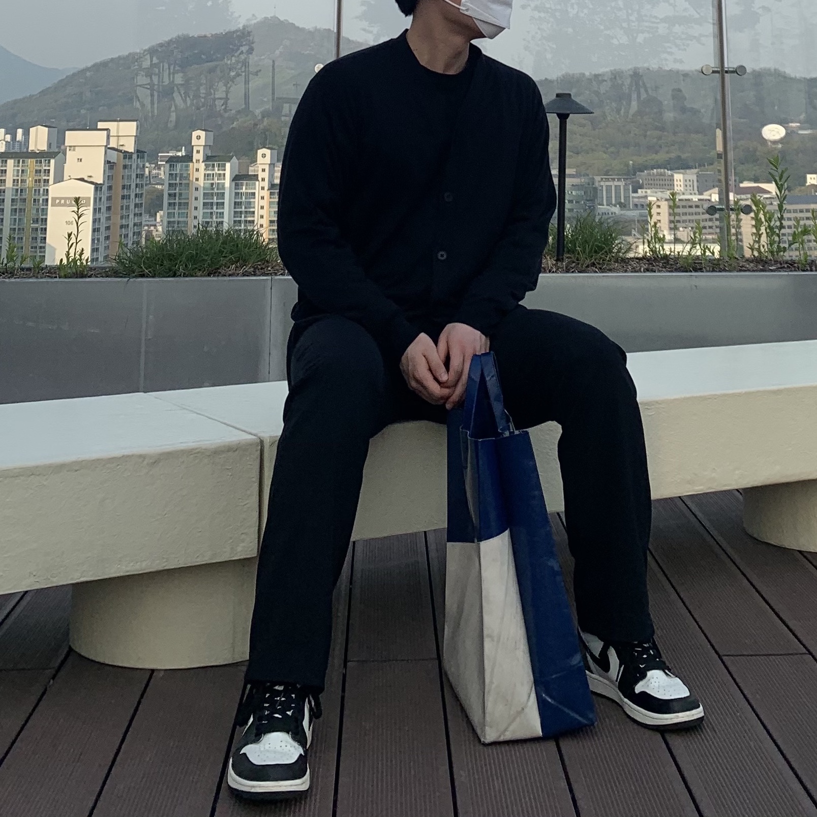 Jordan 1 Retro High OG Black Mocha 착용 스타일